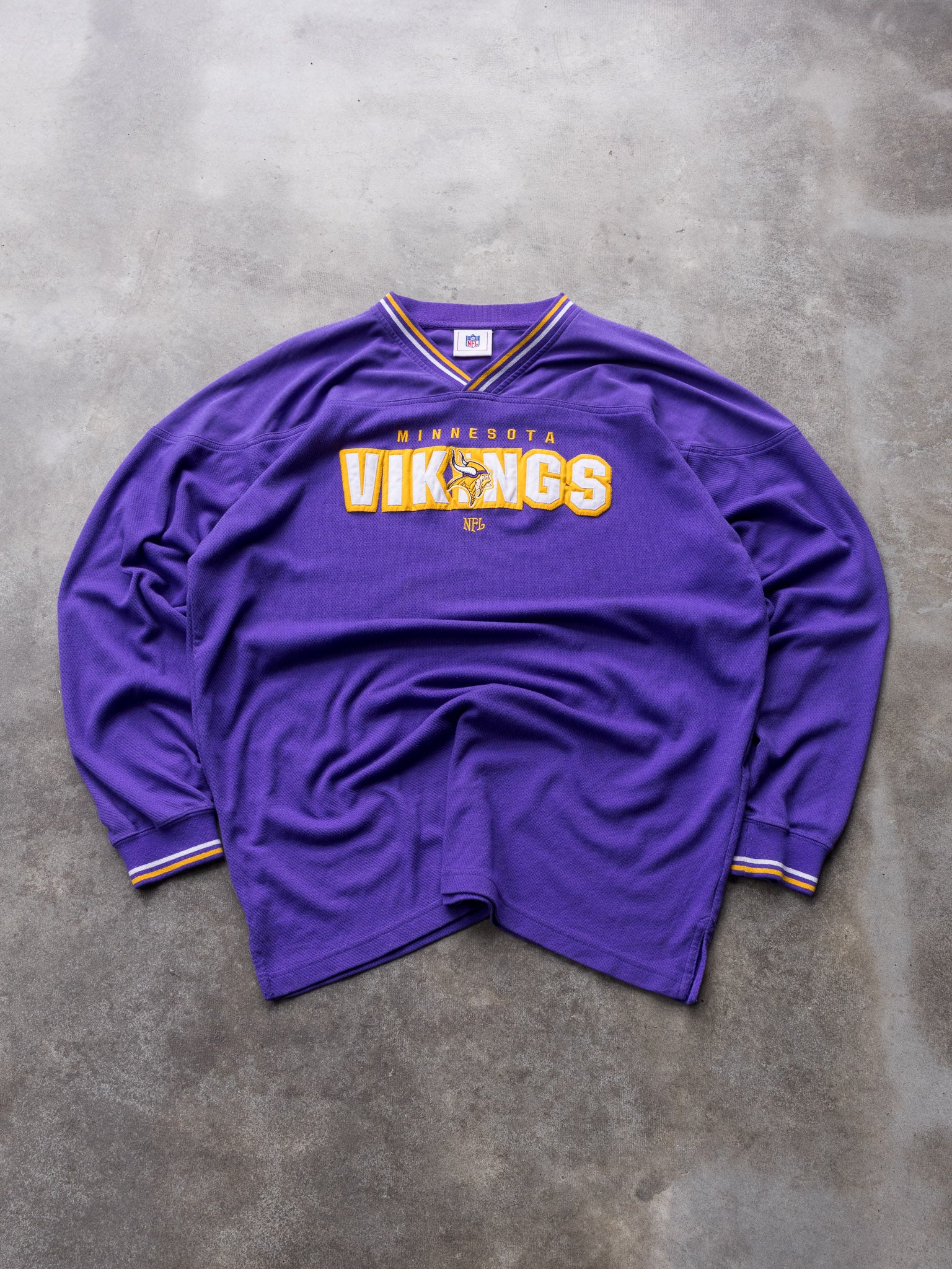 Vintage Purple Minnesota Vikings Long Sleeve (2XL)