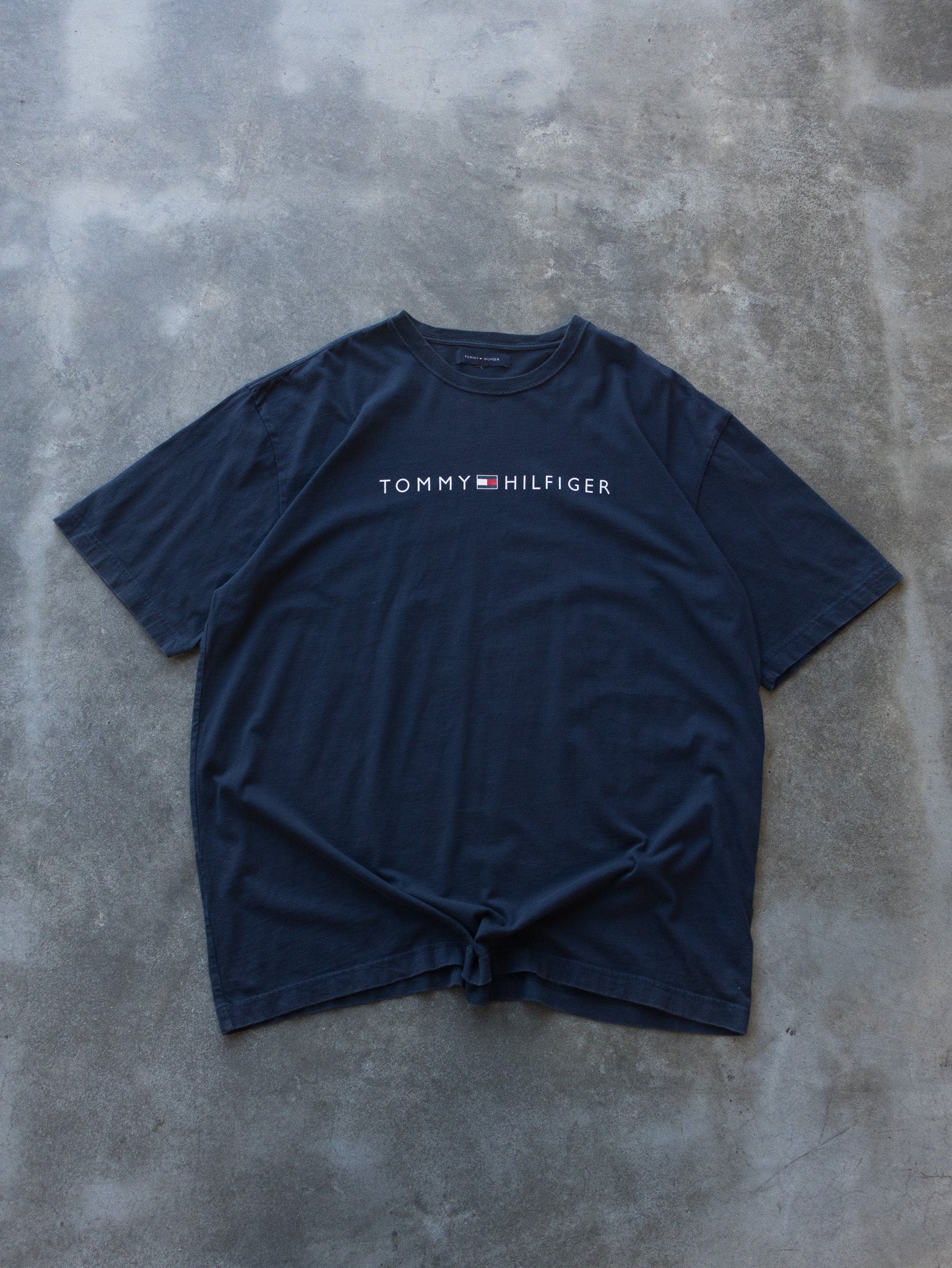 Vintage Navy Tommy Hilfiger Tee (XL)
