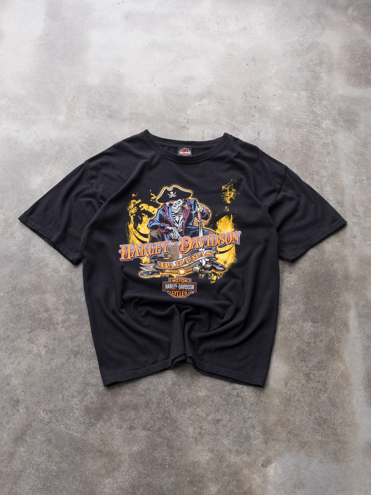 Blackbeard's Revenge Harley-Davidson Bahamas Tee (XL)