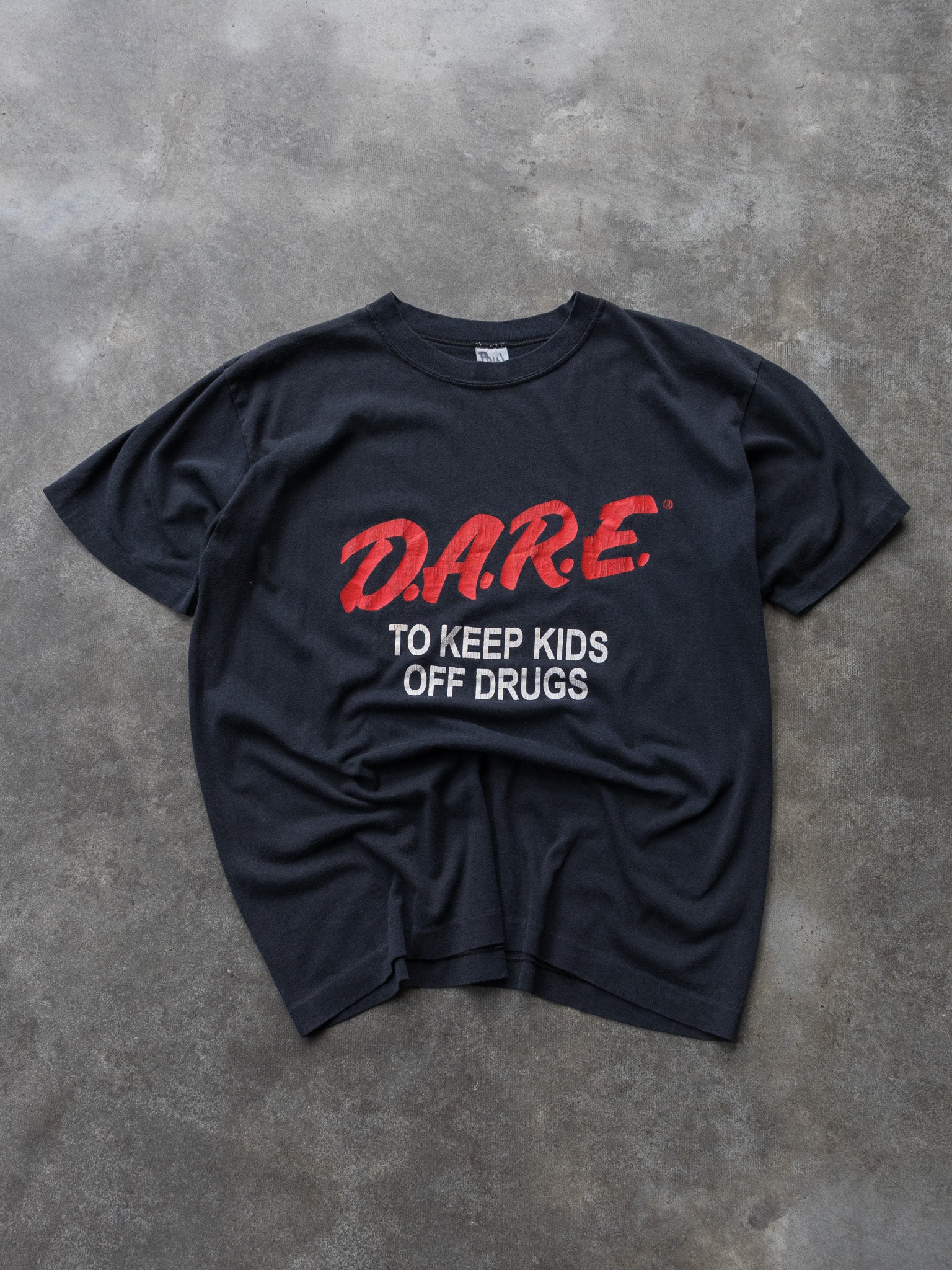 Vintage 90s D.A.R.E. Graphic Tee (M)
