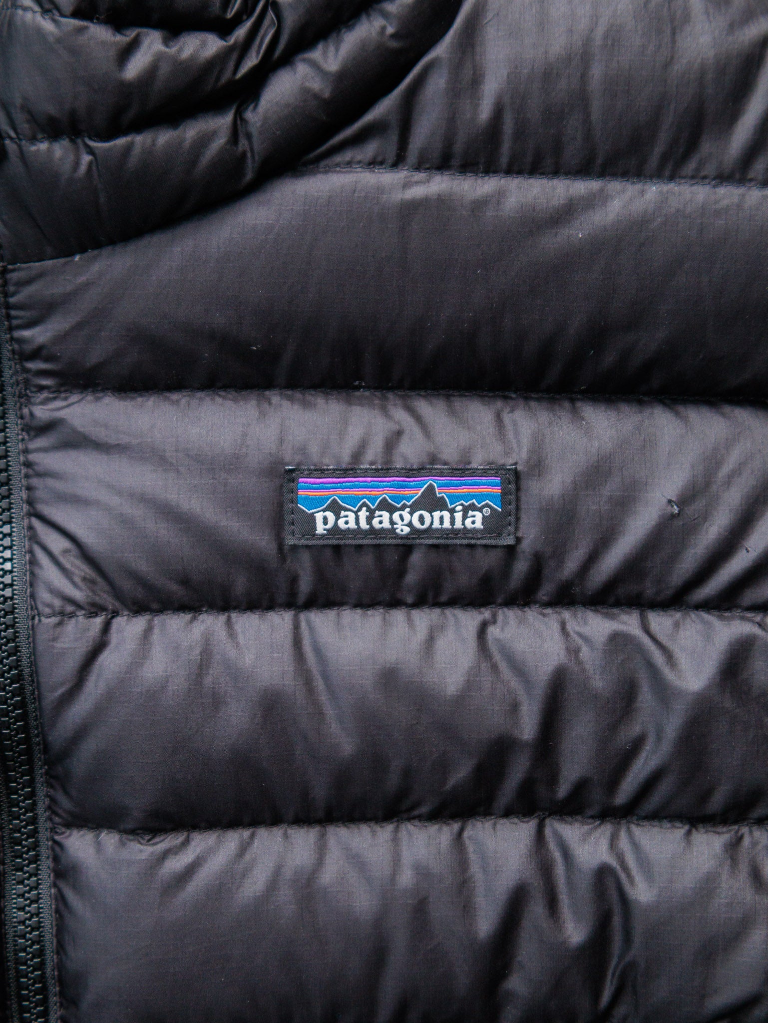 Vintage Patagonia Black Down Sweater Puffer Jacket (Women's L)