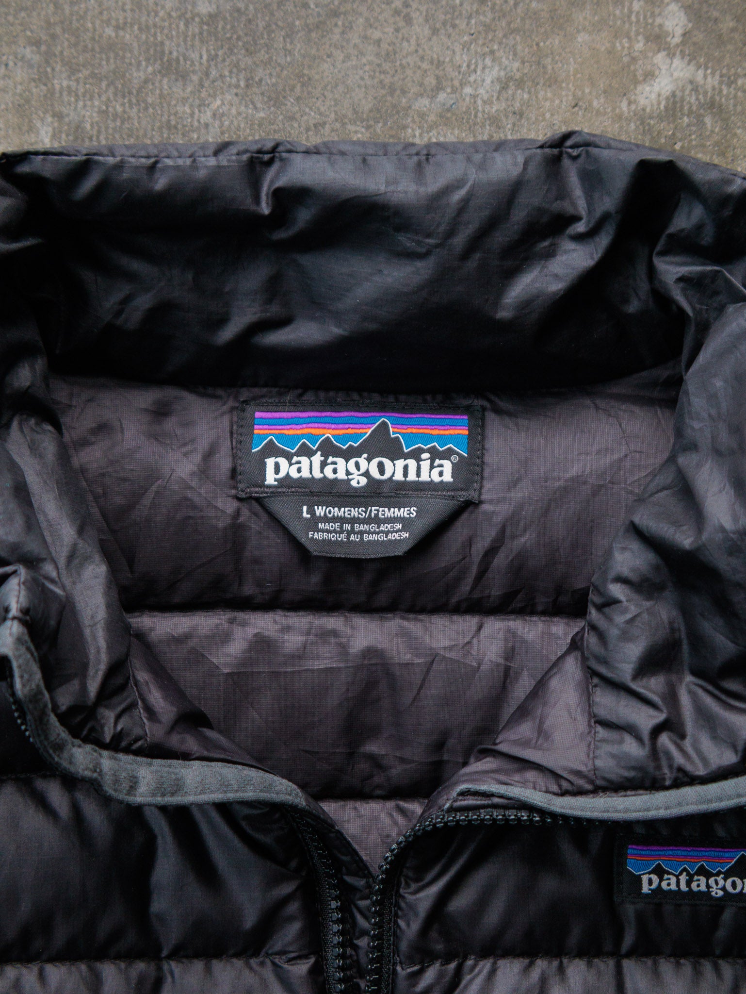 Vintage Patagonia Black Down Sweater Puffer Jacket (Women's L)