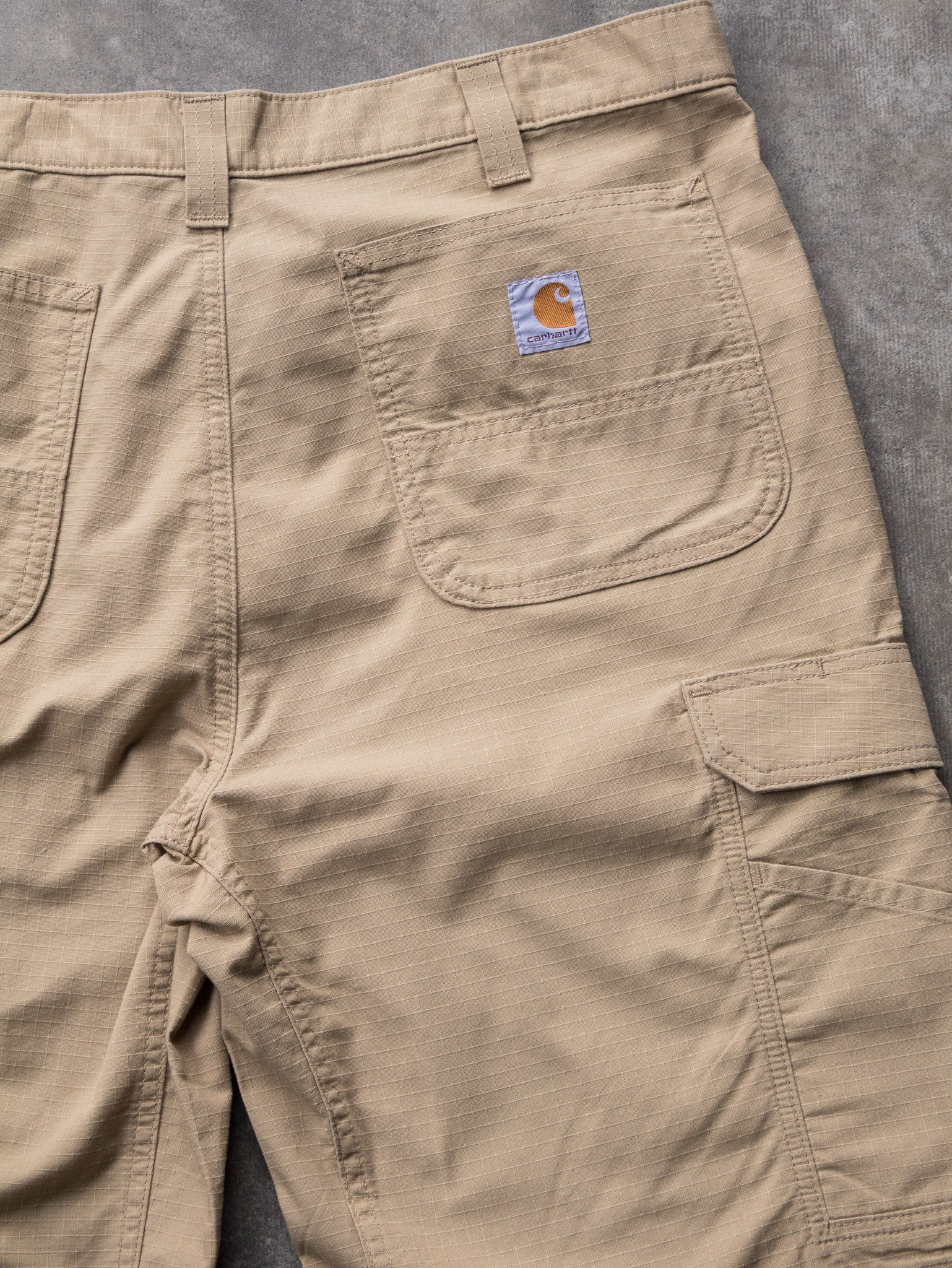 Vintage Tan Carhartt Ripstop Cargo Shorts (W36)