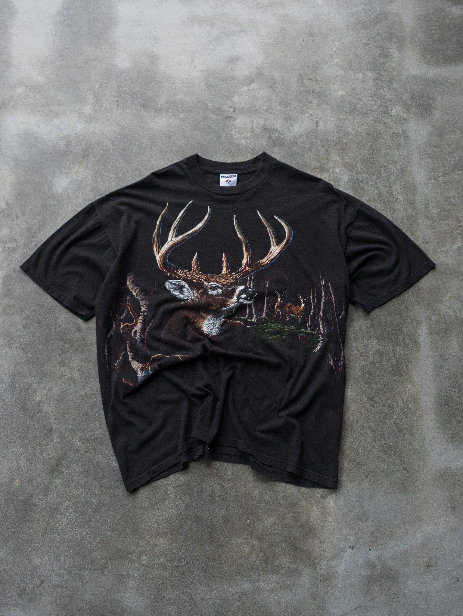 Vintage Black Wildlife Deer Tee (XL)