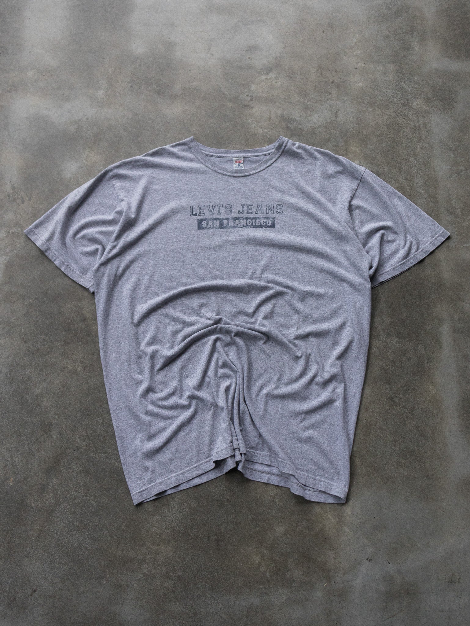 Vintage 90s Grey Levi’s Dry Goods Tee (XL)