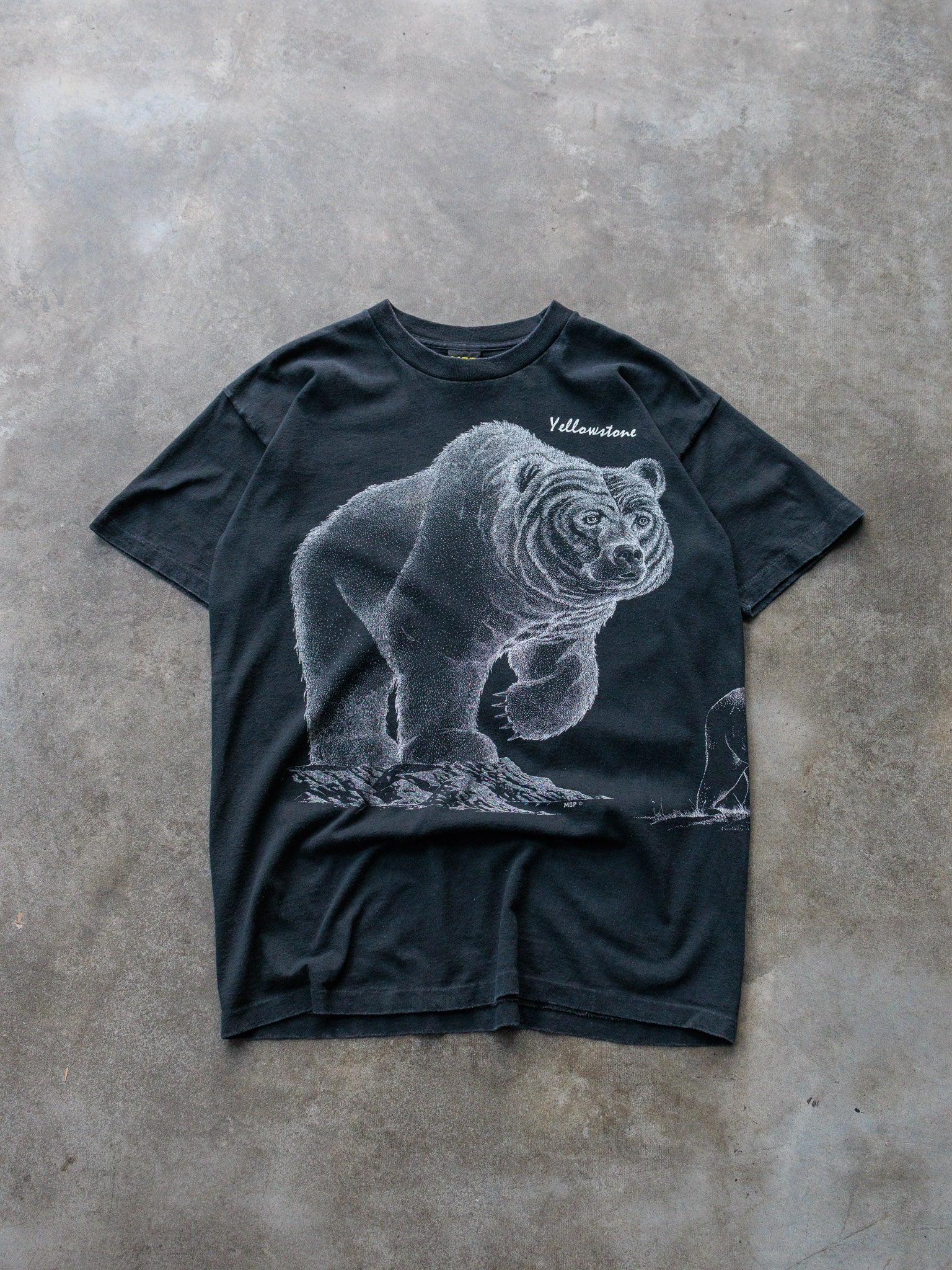 Vintage 90s Black Yellowstone Bear Graphic Tee (L)