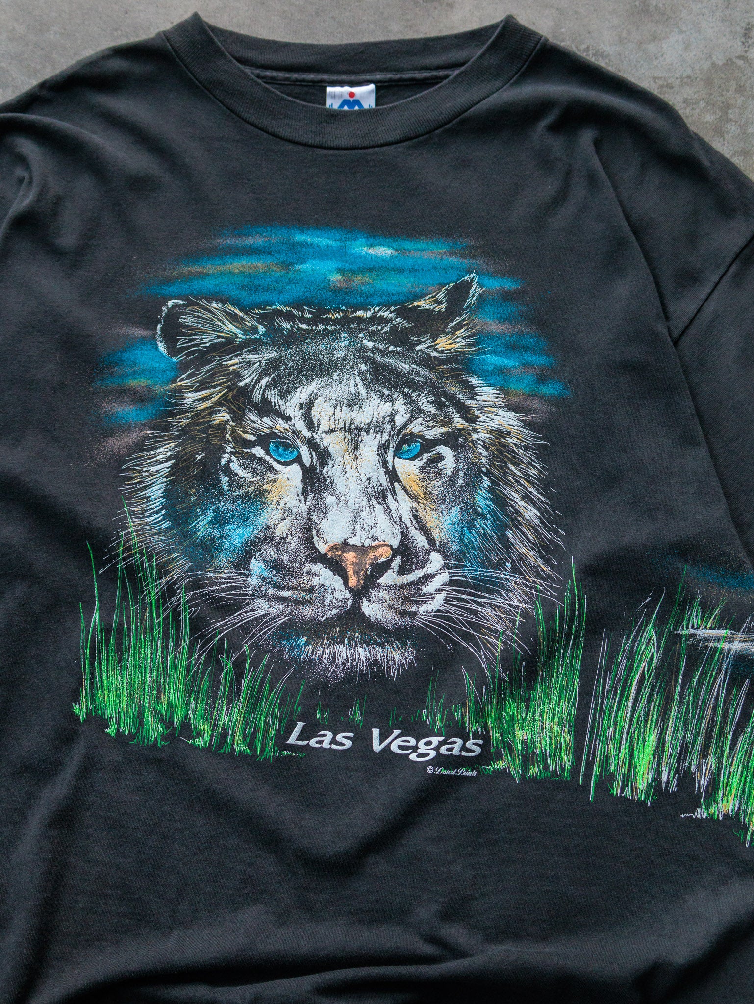 Vintage 90s Black Las Vegas Tiger Graphic Tee (2XL)