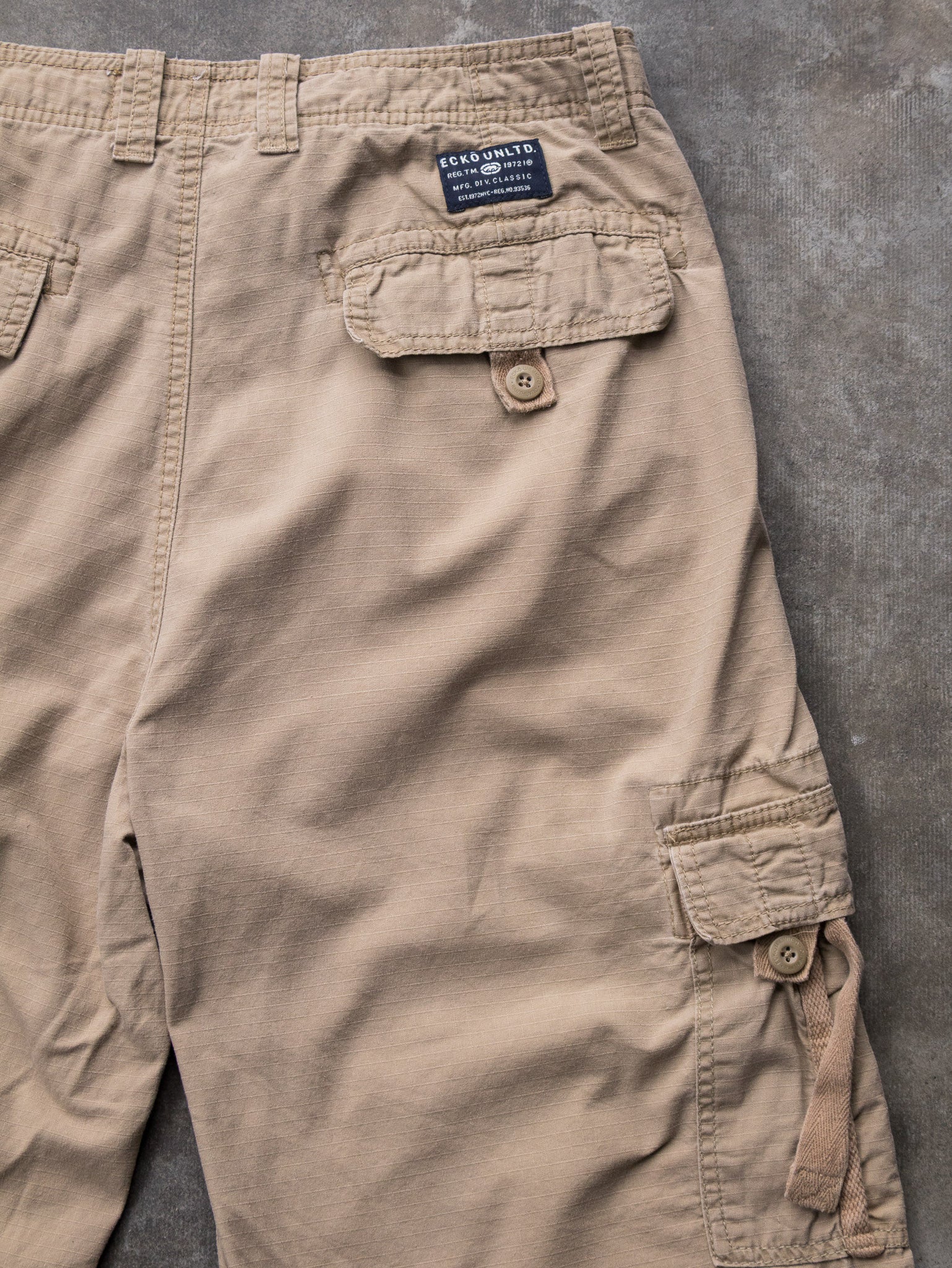 Vintage Tan Ecko Ripstop Cargo Shorts (W34)