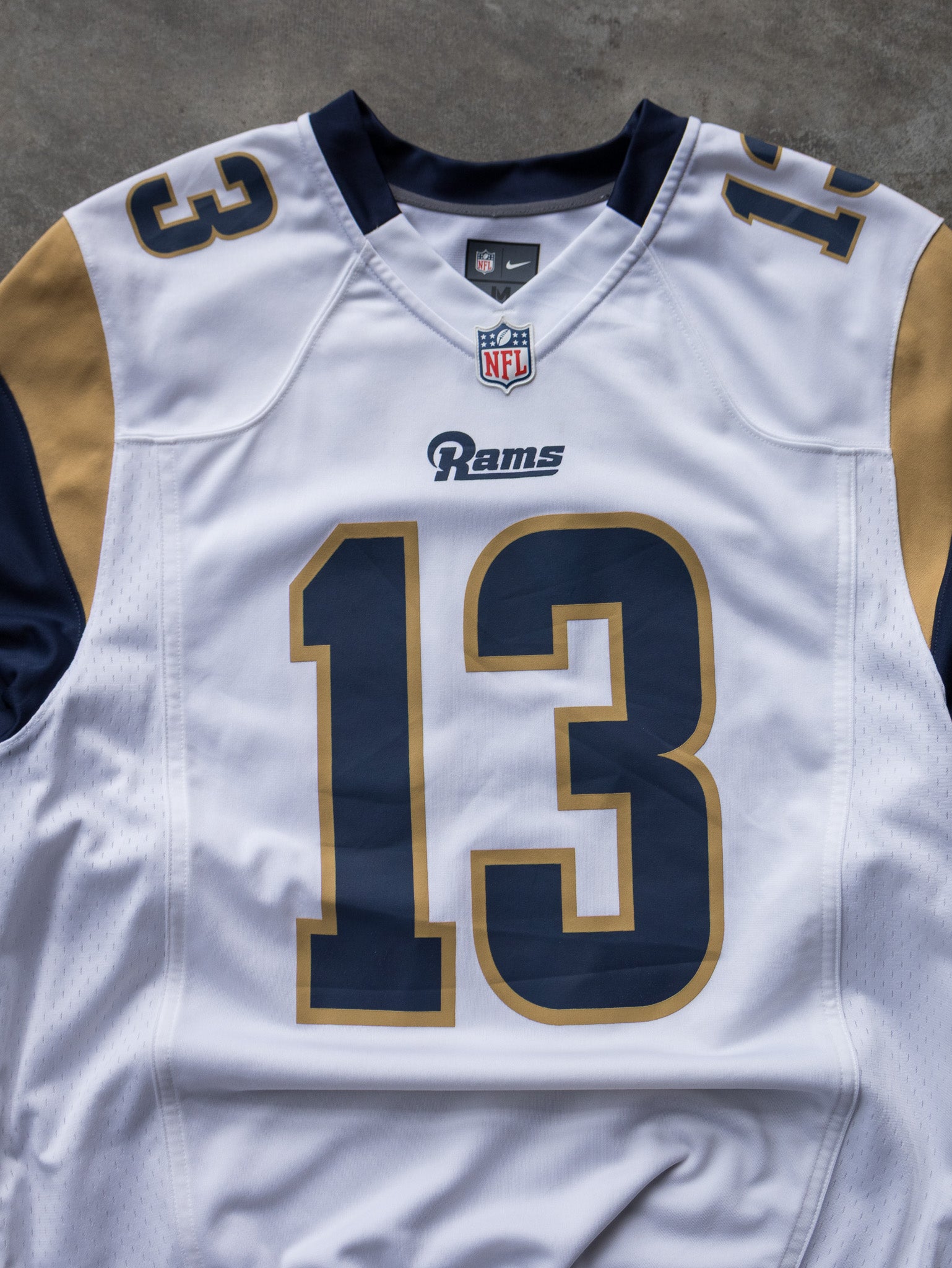 Vintage Nike St. Louis Rams NFL Jersey (M)
