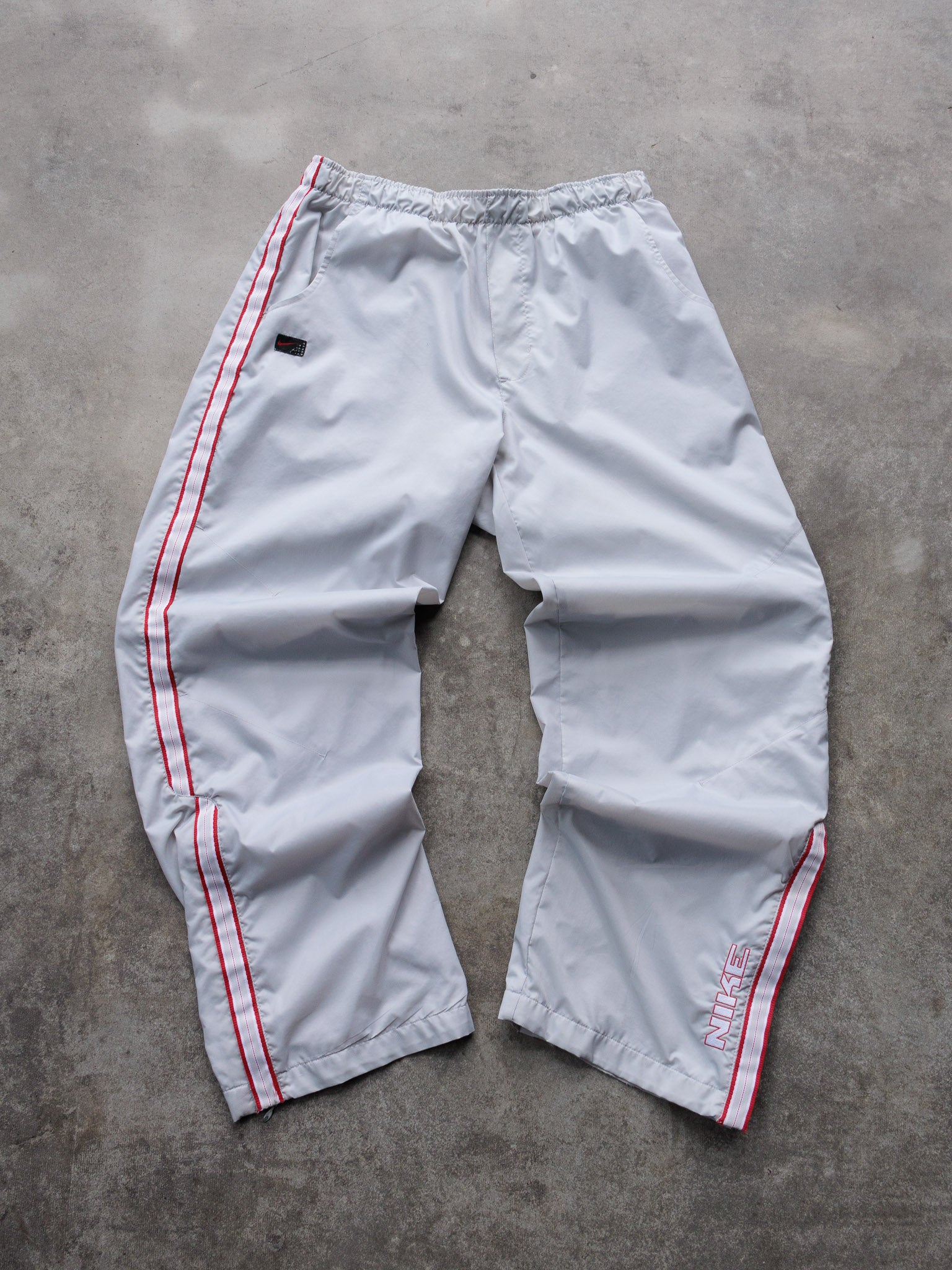 Vintage 00s Grey Nike Track Pants (L)