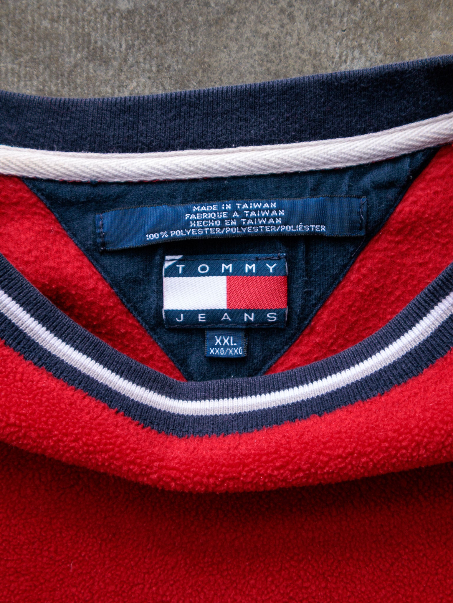 Vintage 90s Red Tommy Jeans Fleece Sweatshirt (2XL)