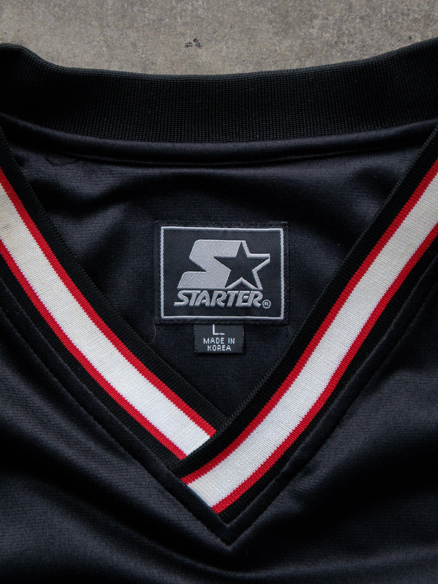 Vintage 90s Black Starter V-Neck Windbreaker (L)