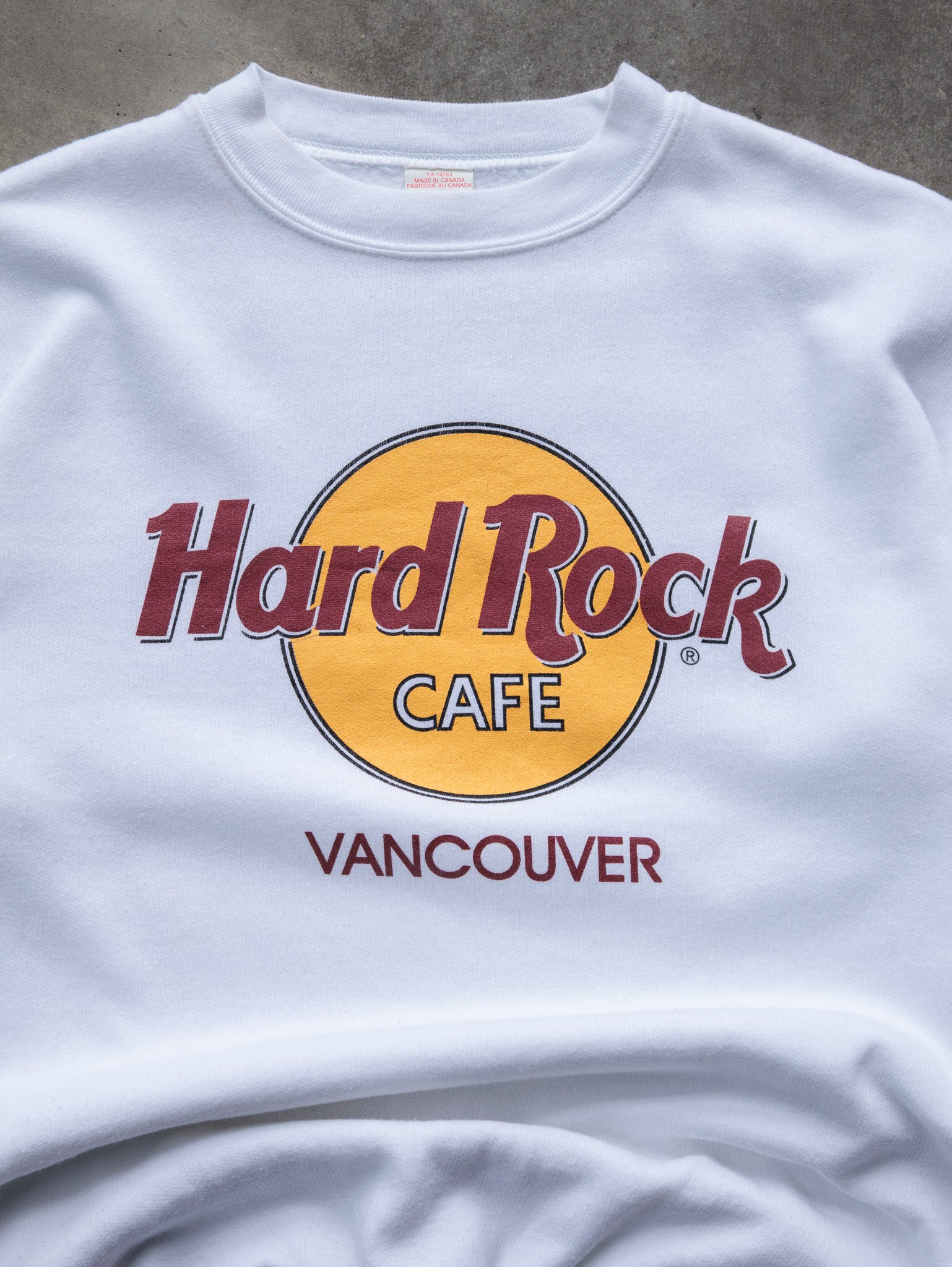 Vintage 90s White Hard Rock Cafe Vancouver Sweatshirt (M)