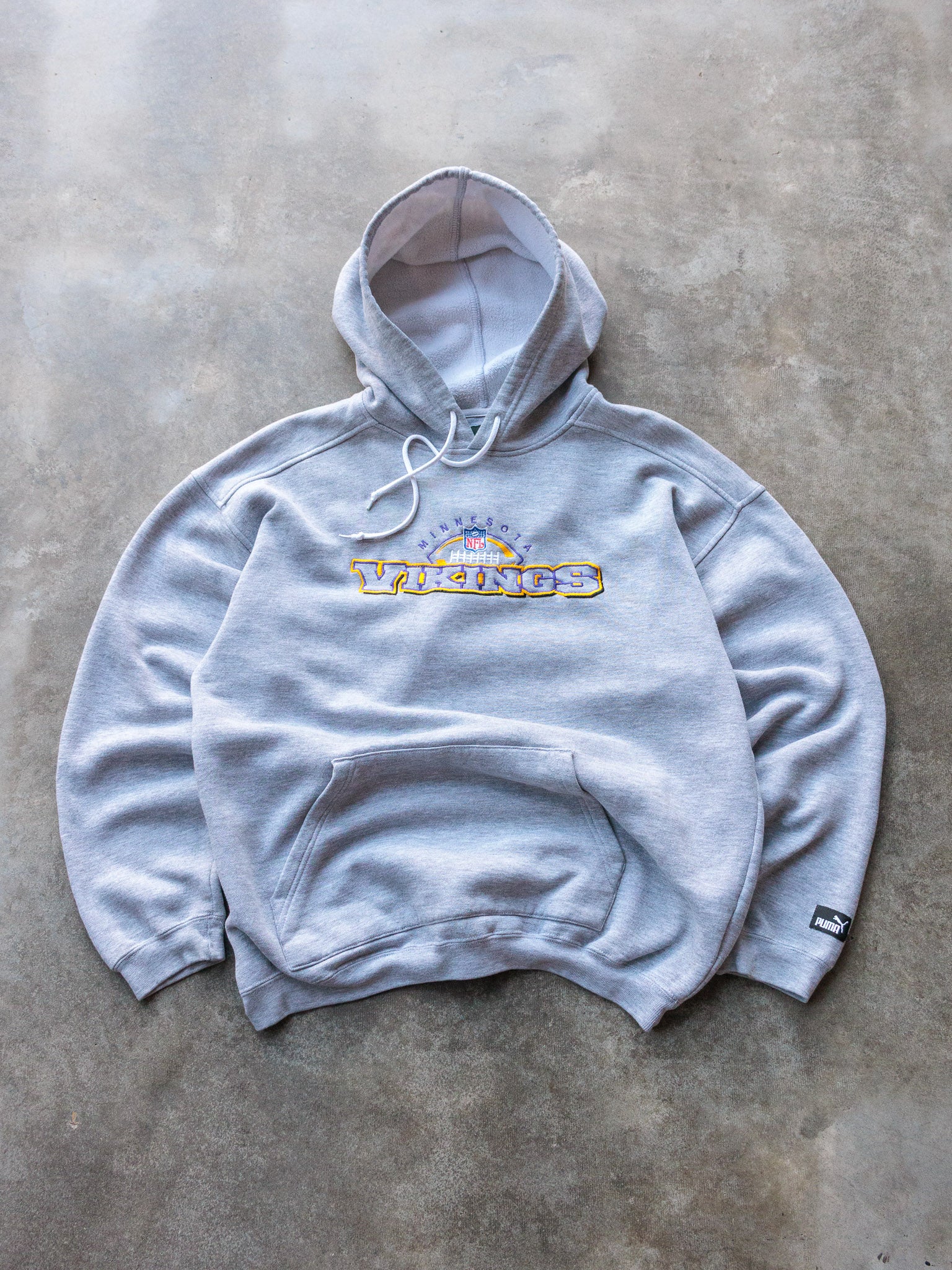 Vintage 90s Puma Minnesota Vikings Spell Out Hoodie (M)