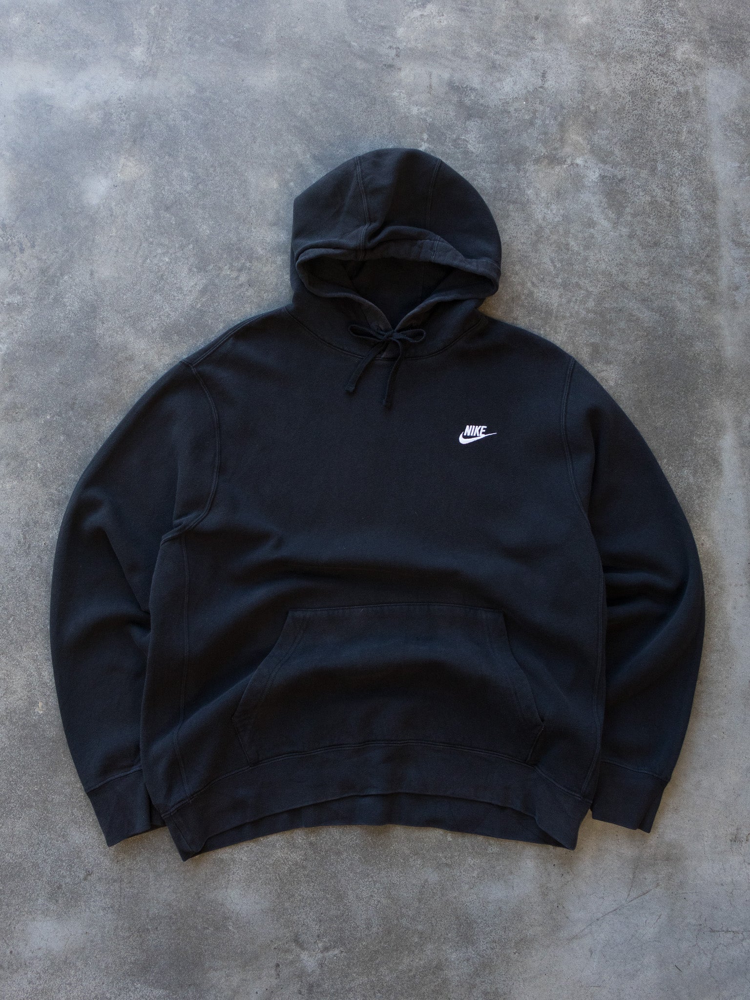 Vintage Black Nike Logo Hoodie (XL)