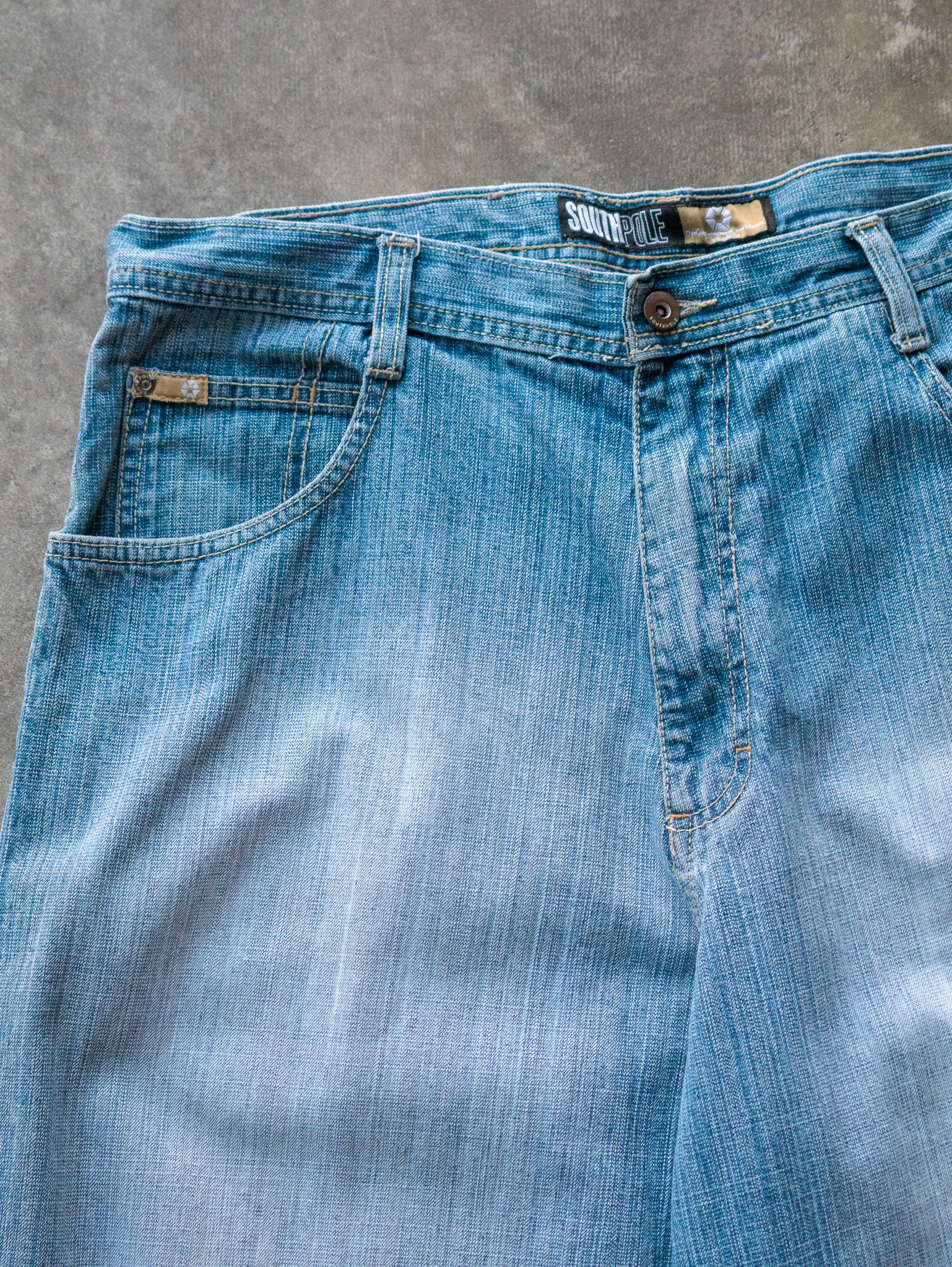 Vintage 00s Blue Southpole Denim 3/4 Shorts (W36)