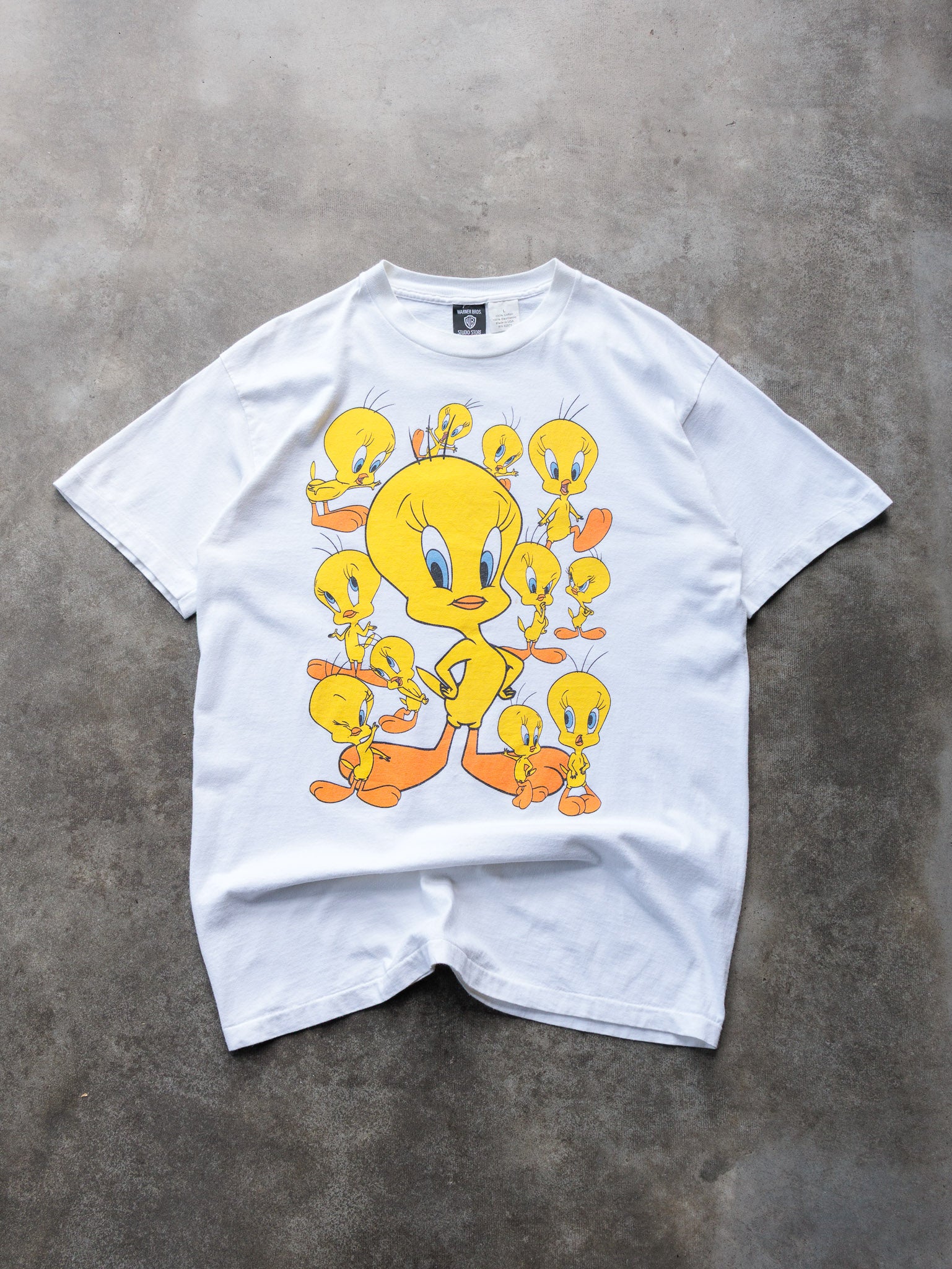 Vintage 90s White Warner Bros. Tweety Bird Tee (L)