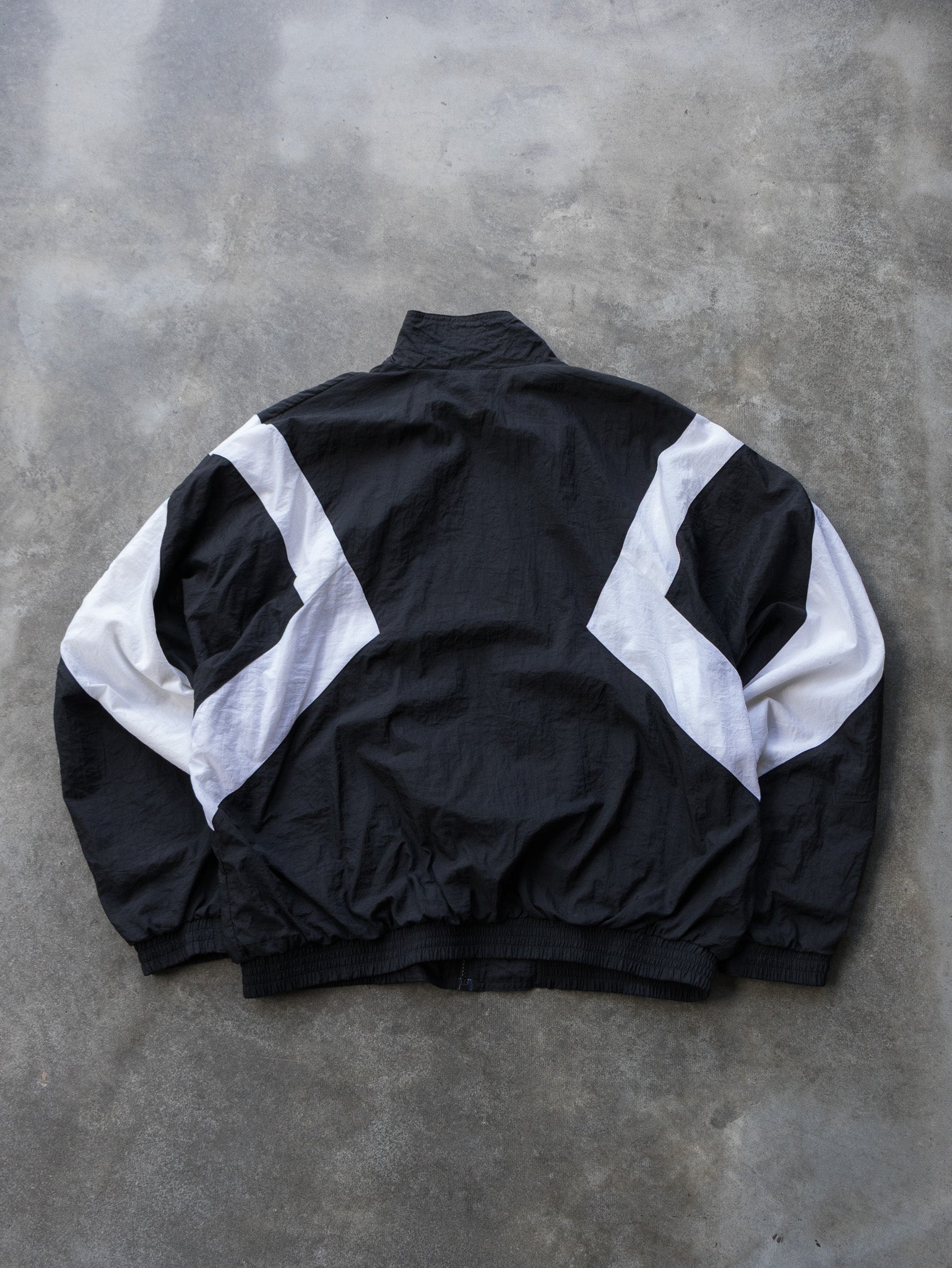 Vintage Black & White Reebok Windbreaker (L)