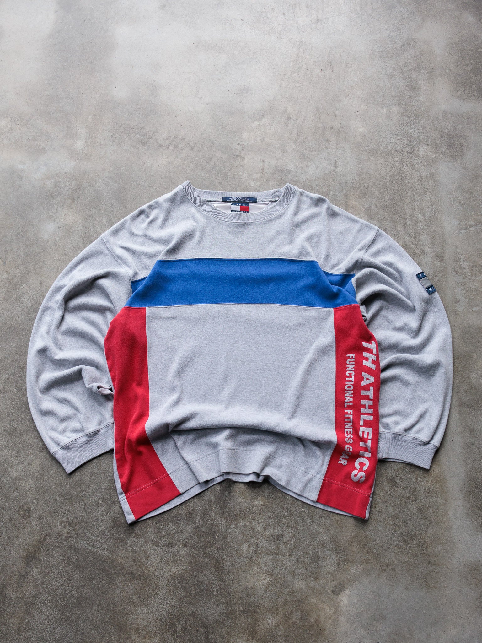 Vintage 00s Grey Tommy Hilfiger Athletics Long Sleeve (L)