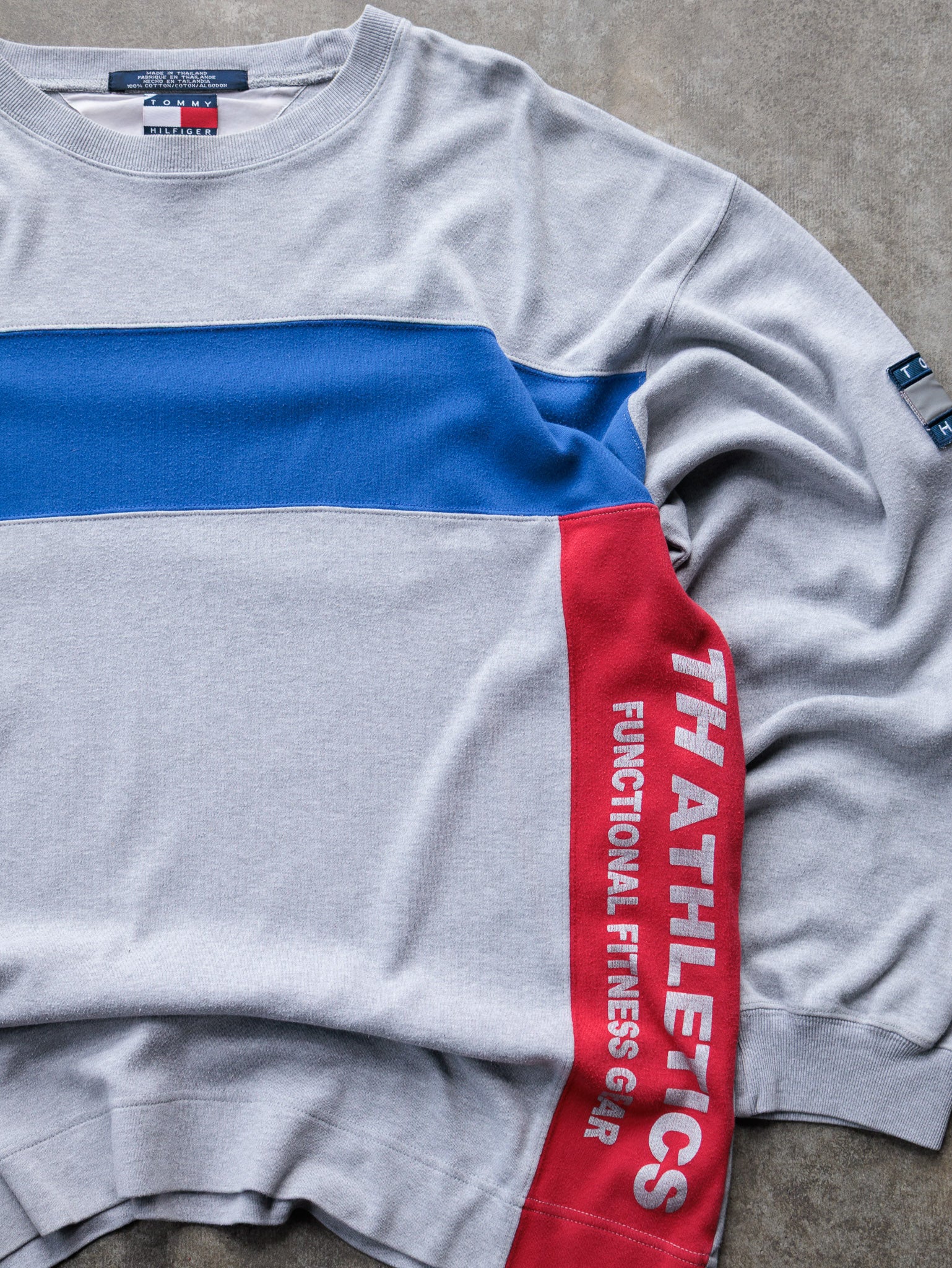 Vintage 00s Grey Tommy Hilfiger Athletics Long Sleeve (L)