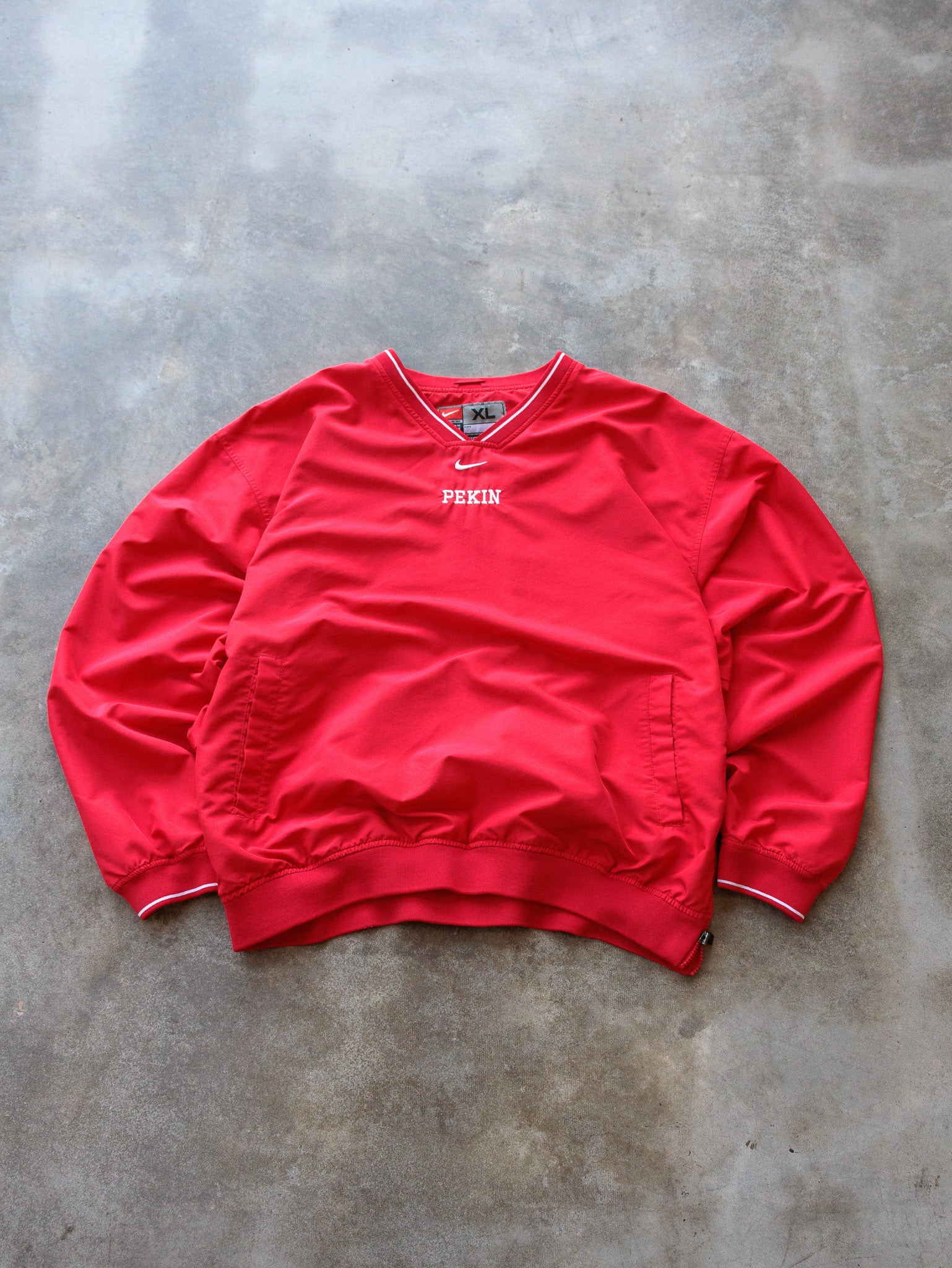 Vintage 00s Red Nike Pekin Dragons Pullover Jacket (XL)