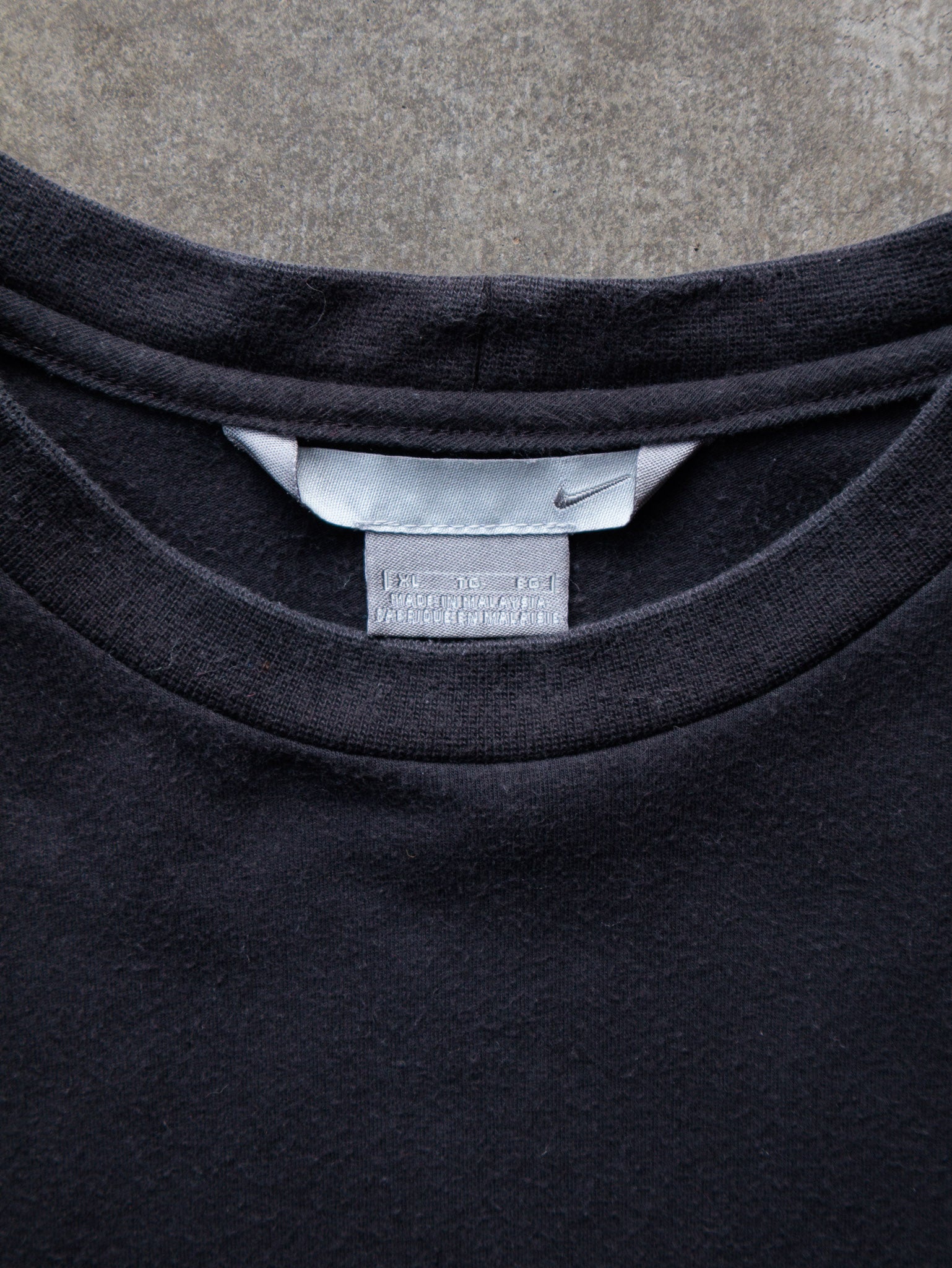 Vintage 00s Black Nike Swoosh Tee (XL)