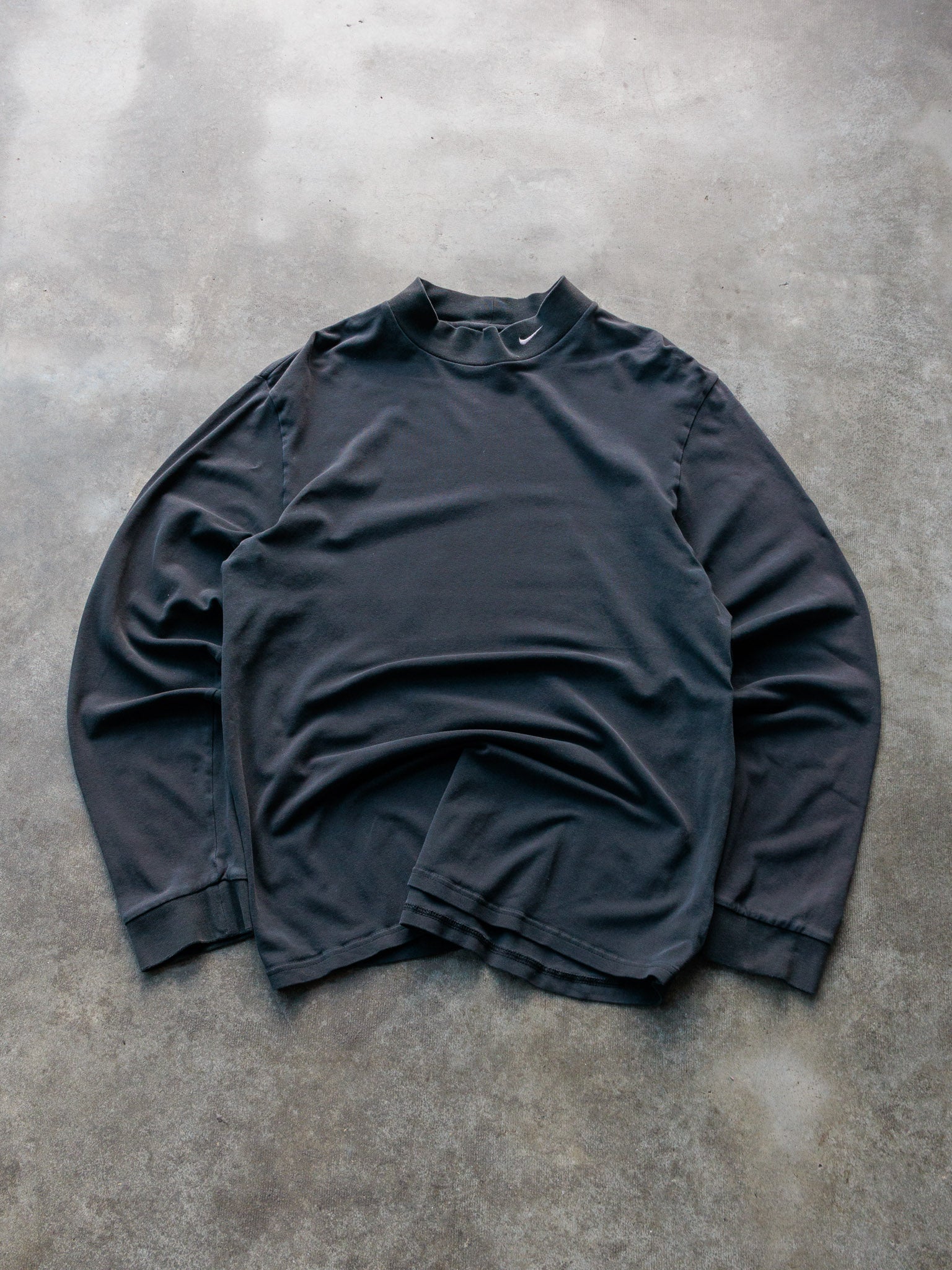 Vintage 00s Black Nike Mock Neck Long Sleeve (L)