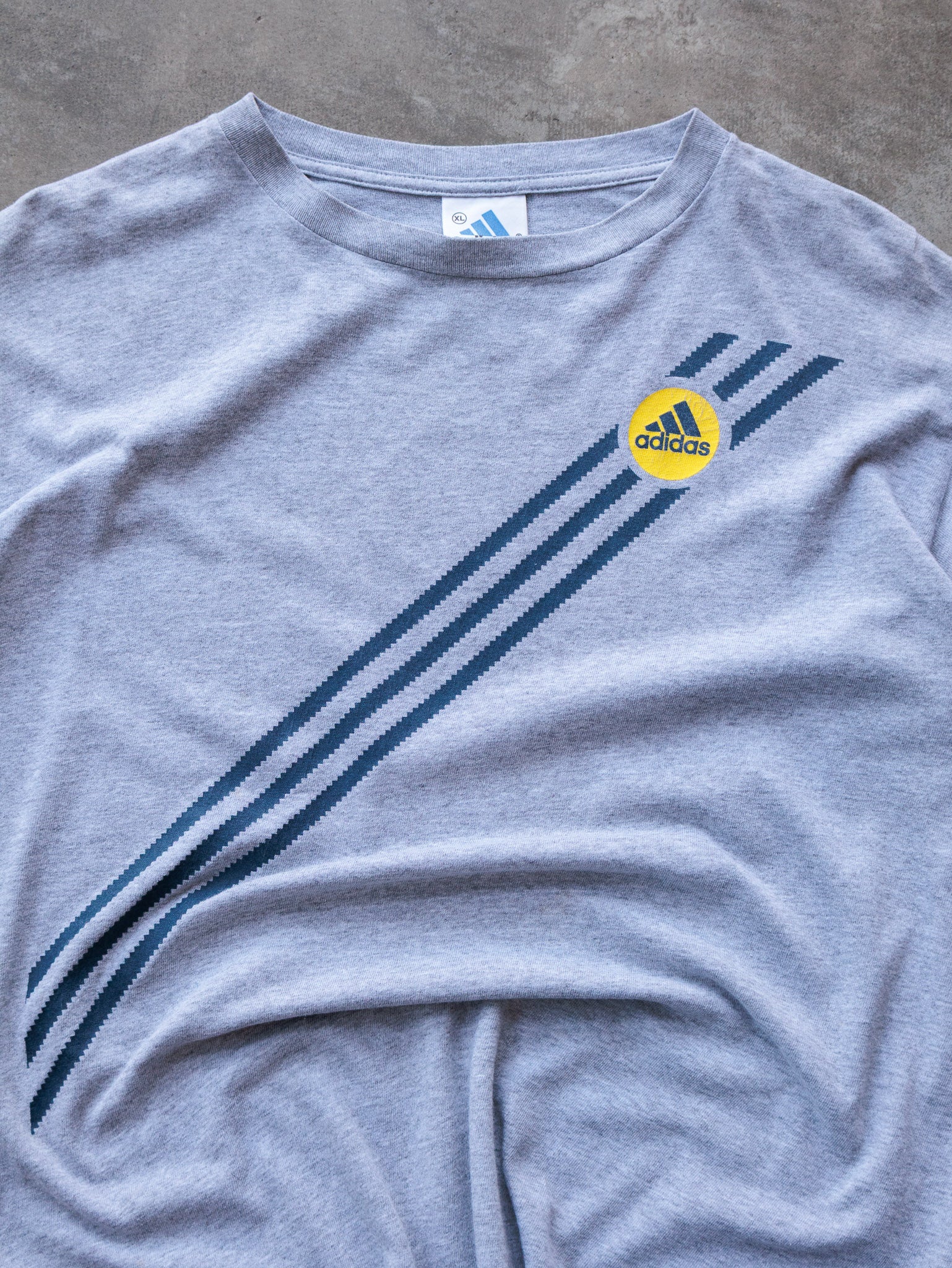Vintage 90s Grey Adidas Graphic Tee (XL)
