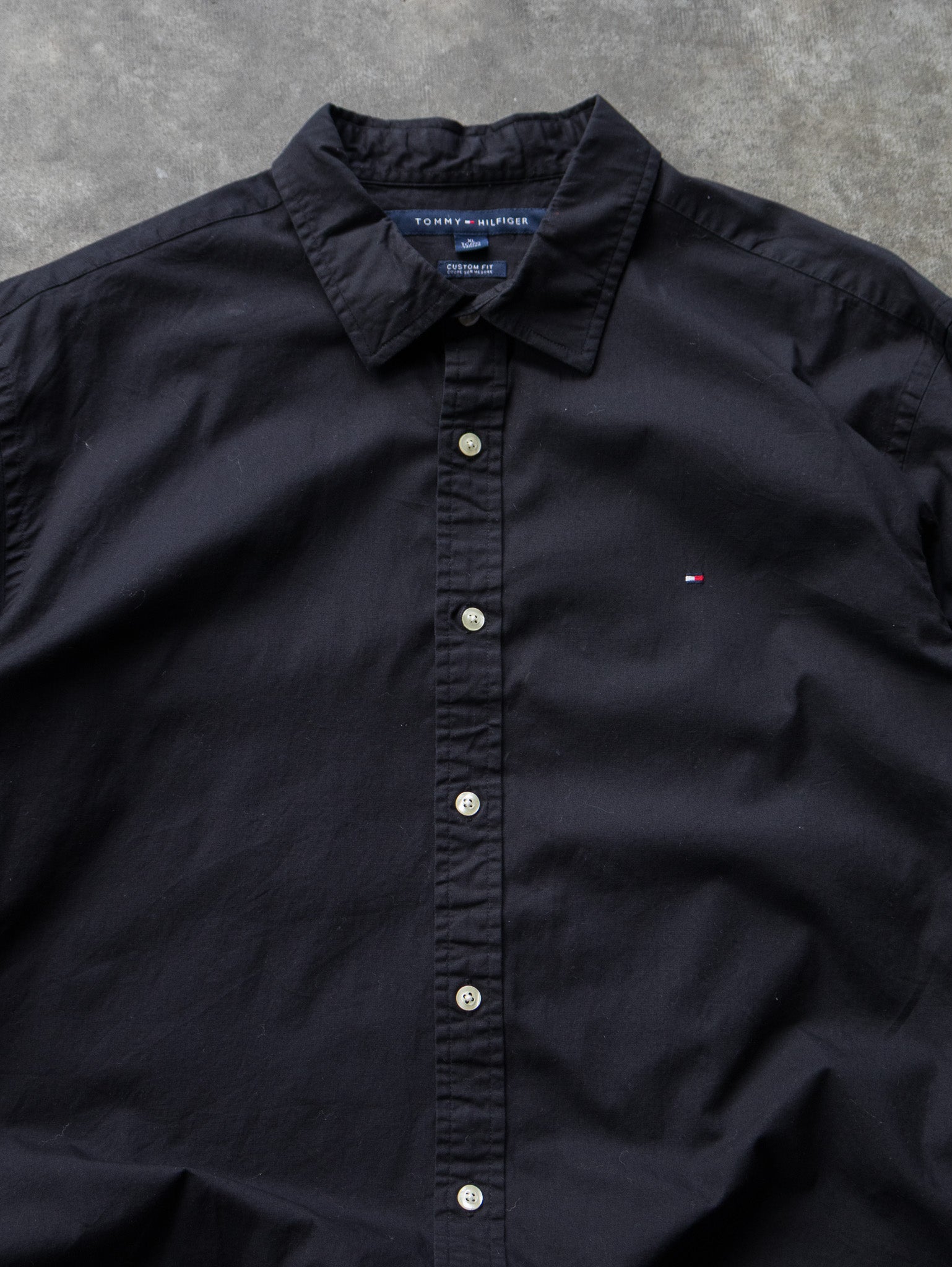 Vintage Black Tommy Hilfiger Shirt (XL)