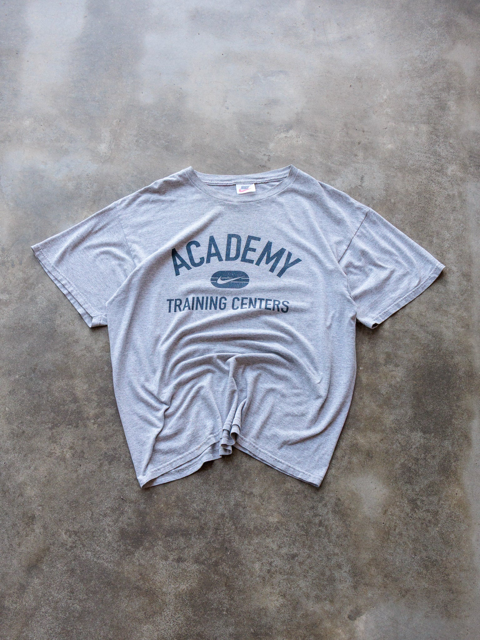 Vintage 00s Grey Nike Training Academy Training Tee (M)