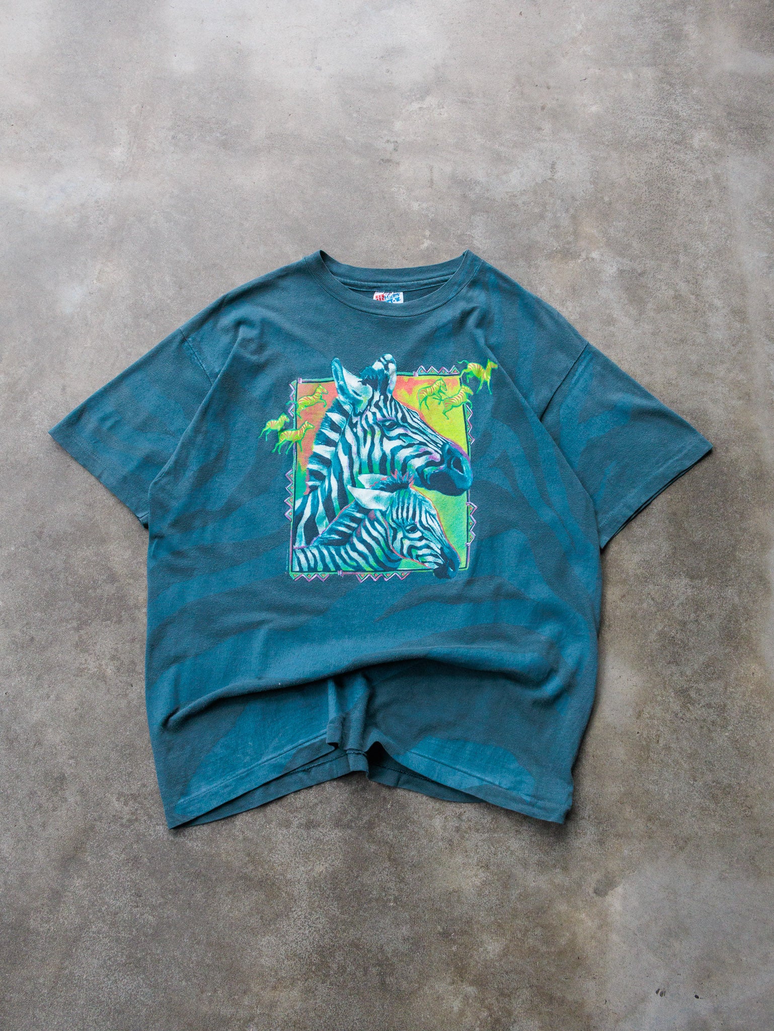 Vintage 90s Teal Zebra All Over Print Tee (L)
