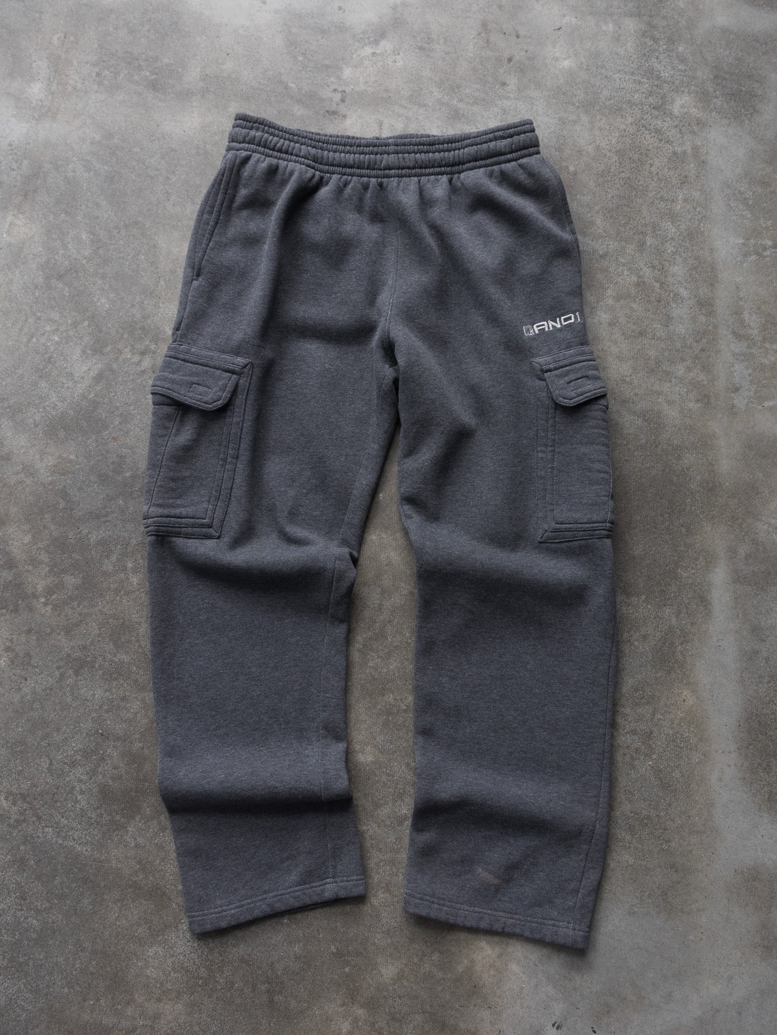 Vintage Grey AND1 Cargo Sweatpants (M)