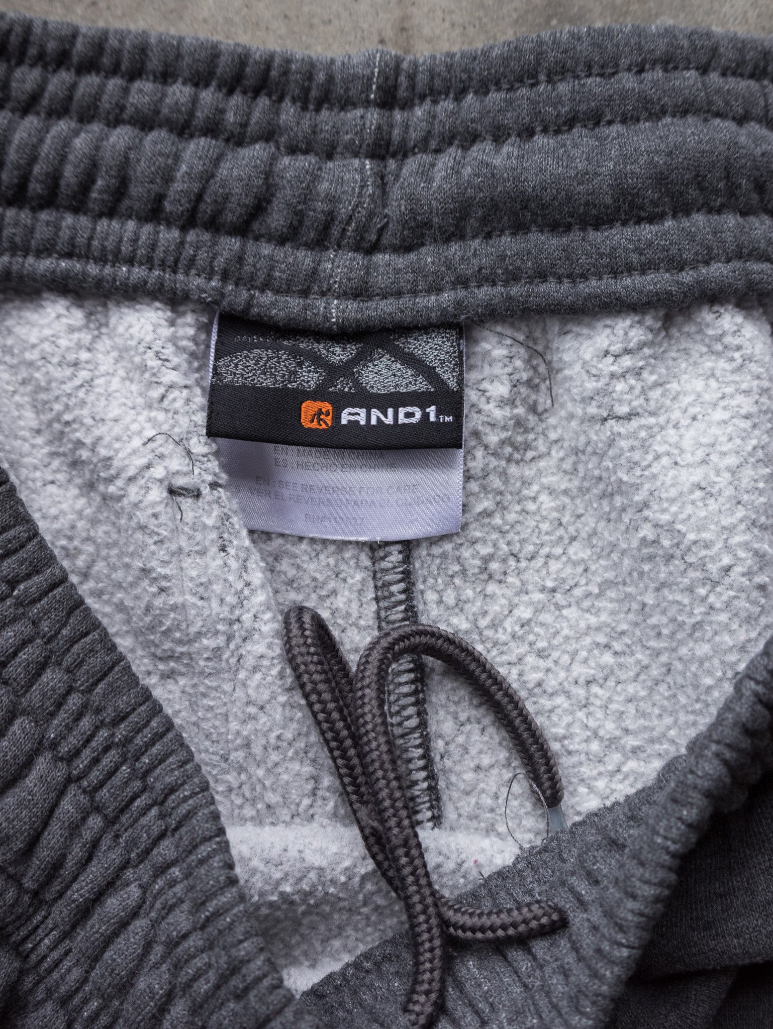 Vintage Grey AND1 Cargo Sweatpants (M)