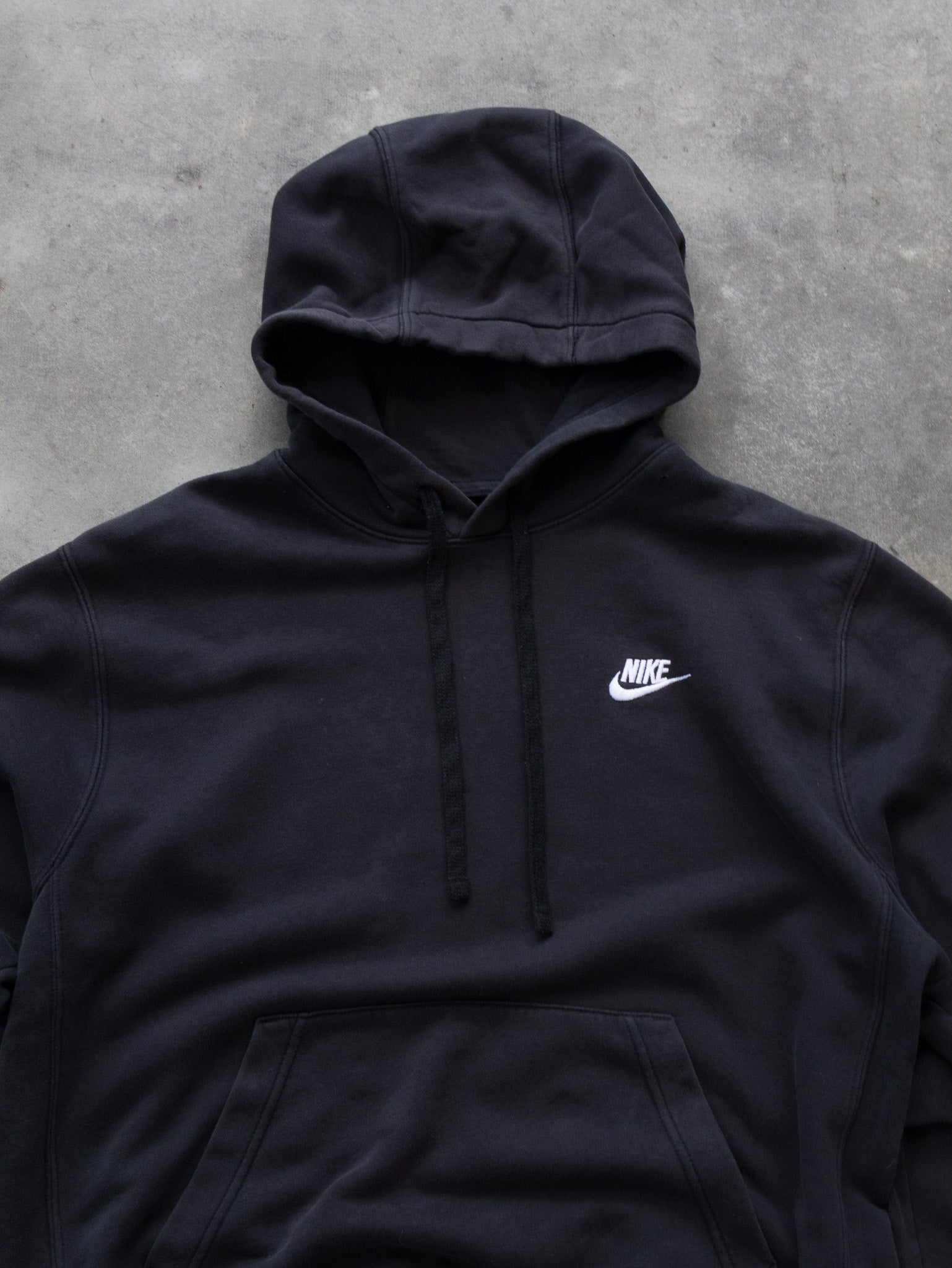 Vintage Black Nike Hoodie (L)
