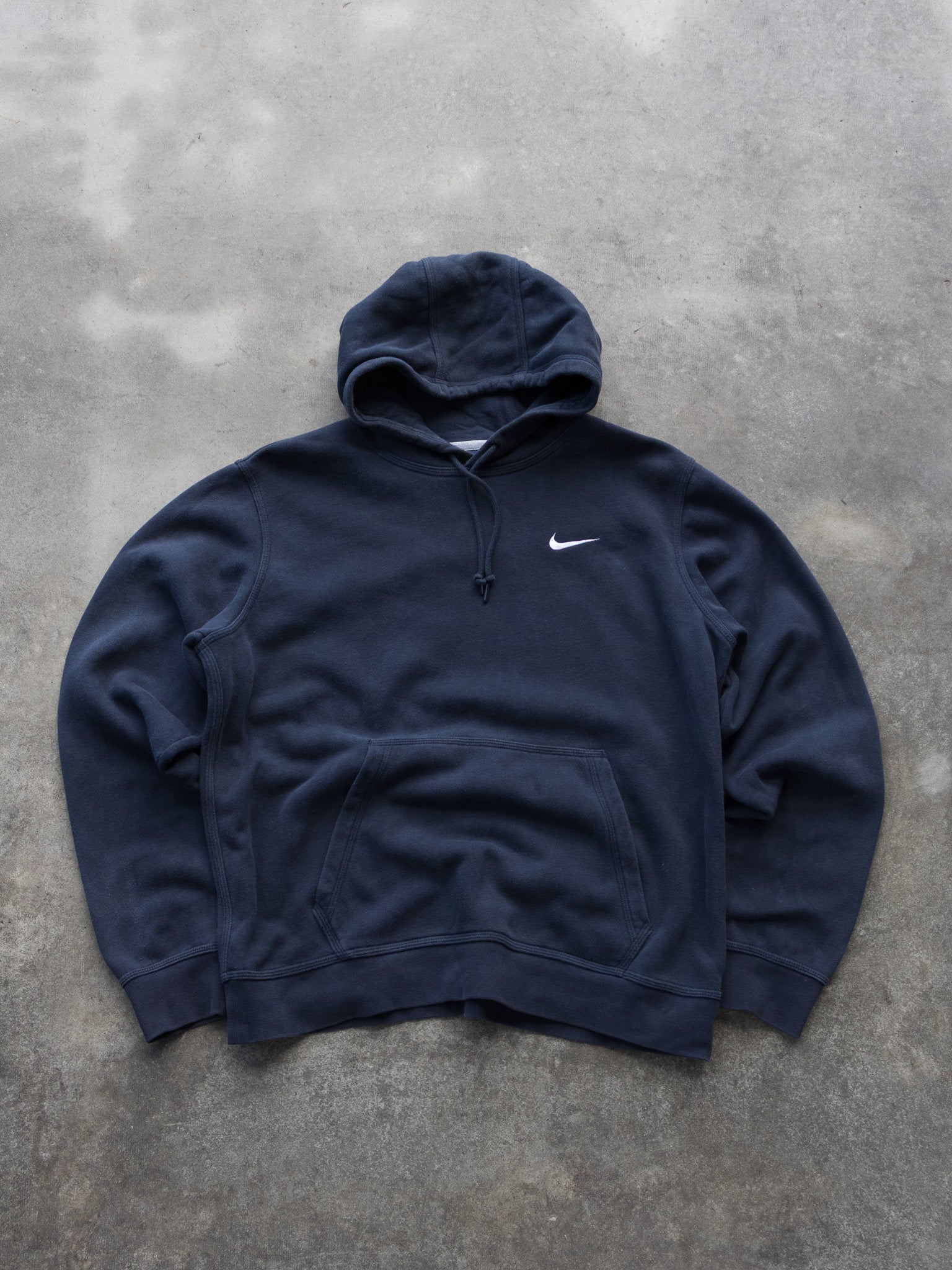 Vintage Navy Nike Swoosh Hoodie (M)