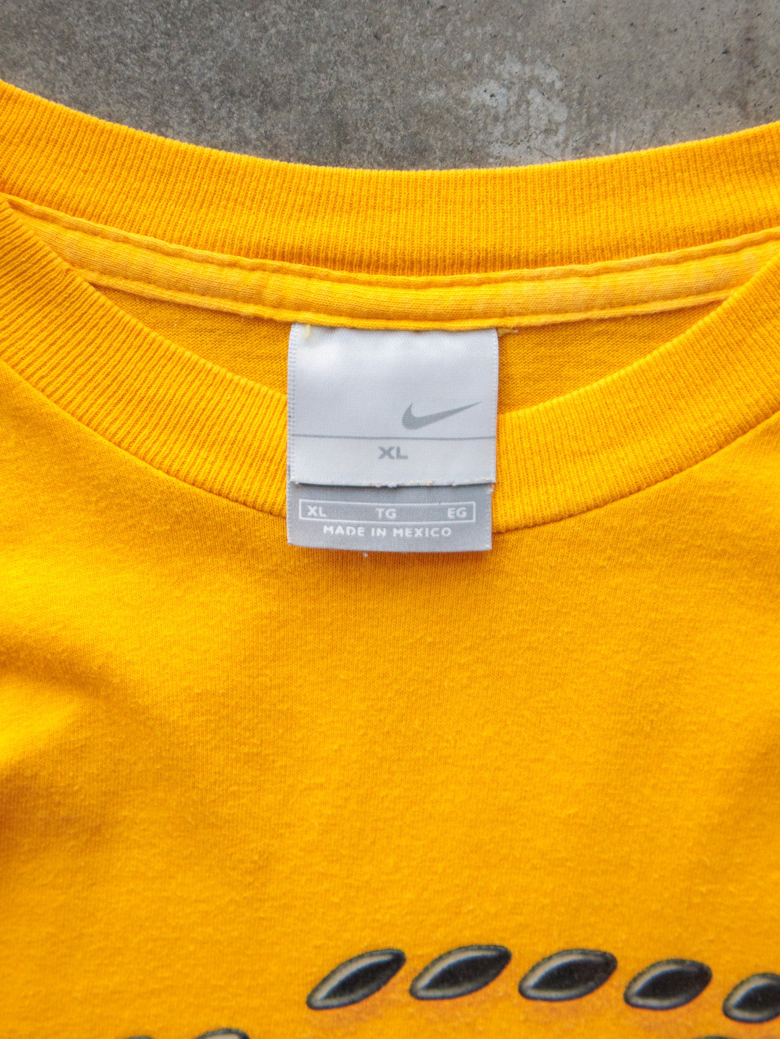 Vintage 90s Yellow Nike Graphic Long Sleeve (XL)
