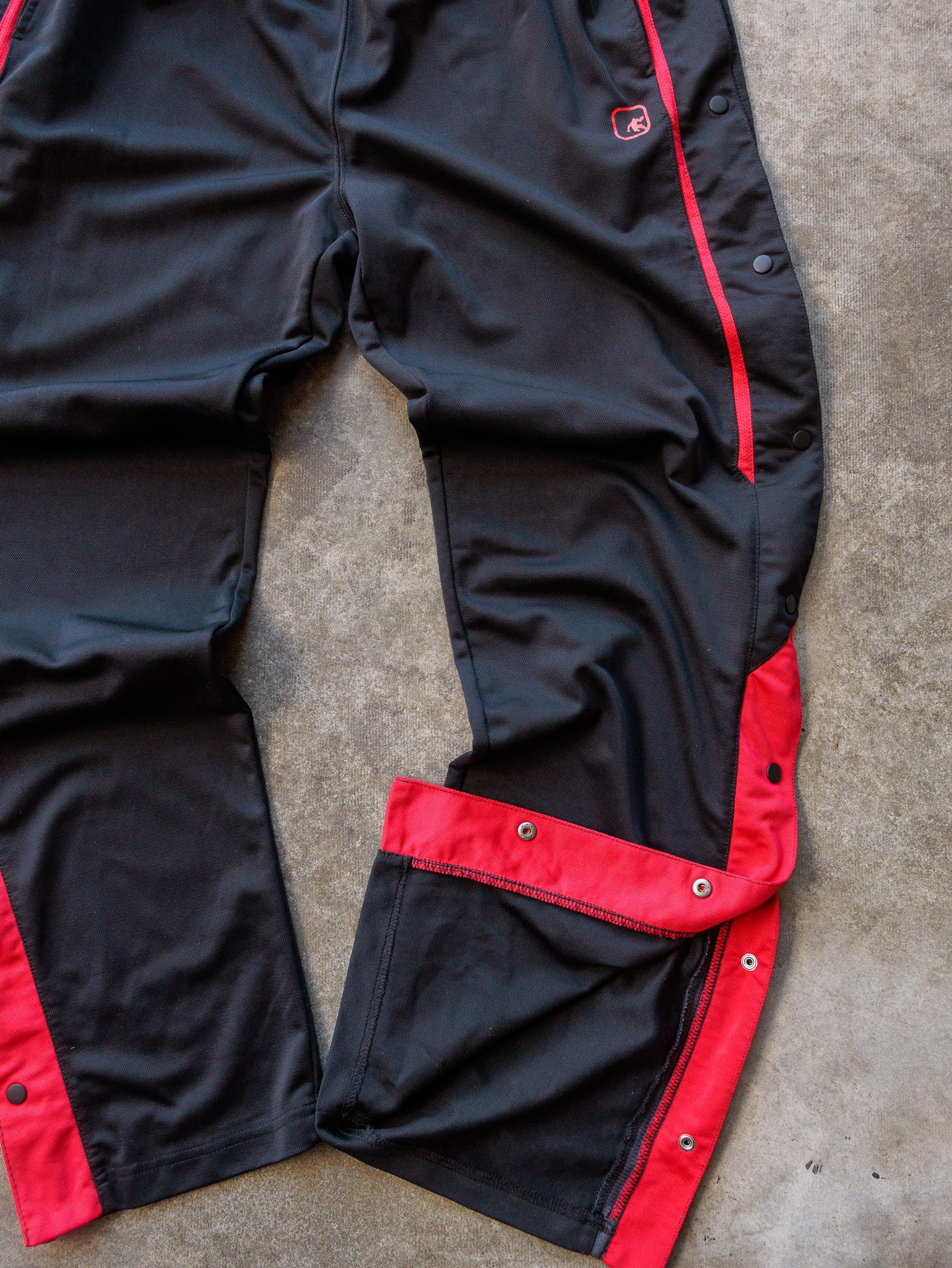 Vintage Black & Red AND1 Tear Away Track Pants (L)