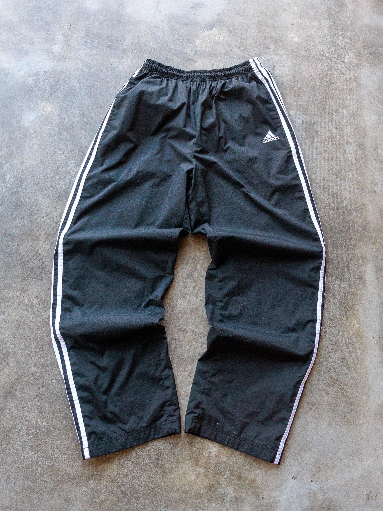 Vintage 00s Black Adidas 3-Stripe Track Pants (L)