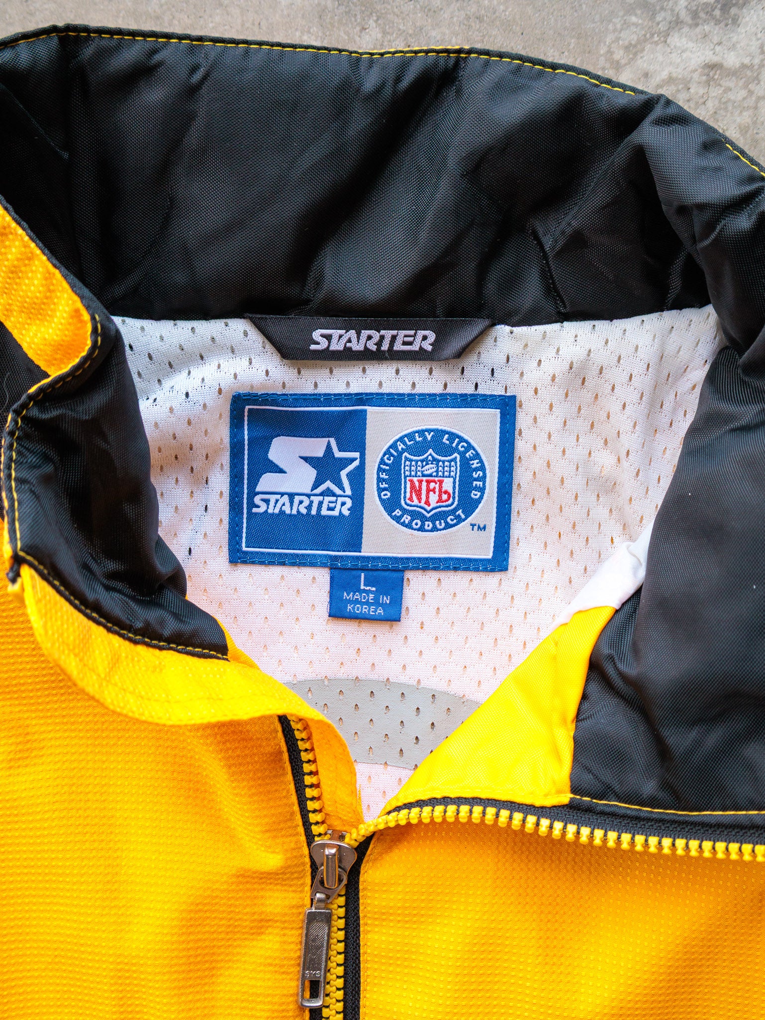 Vintage 90s Yellow Starter Pittsburgh Steelers Track Jacket (L)