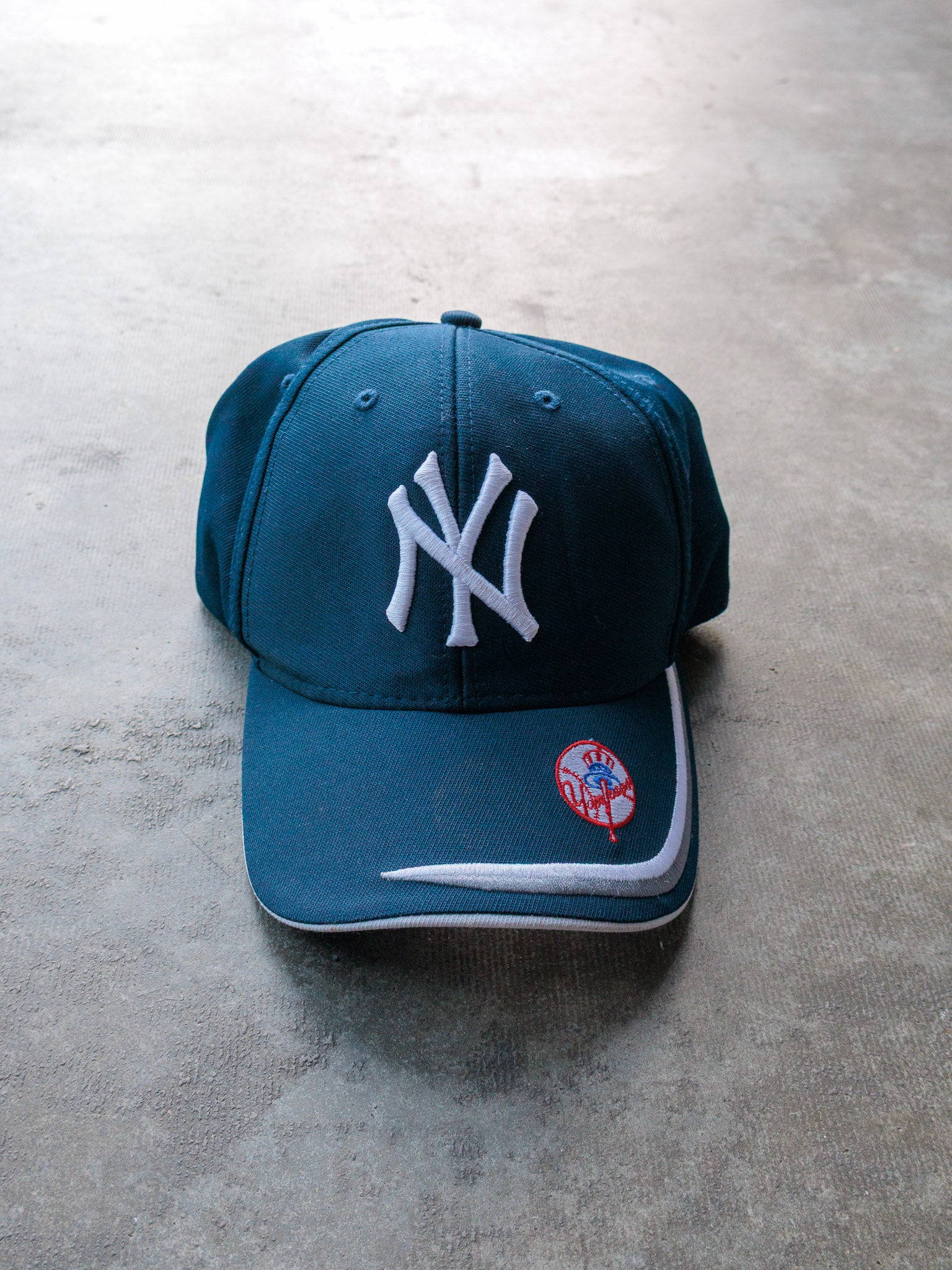 Vintage 00s Navy New York Yankees Hat