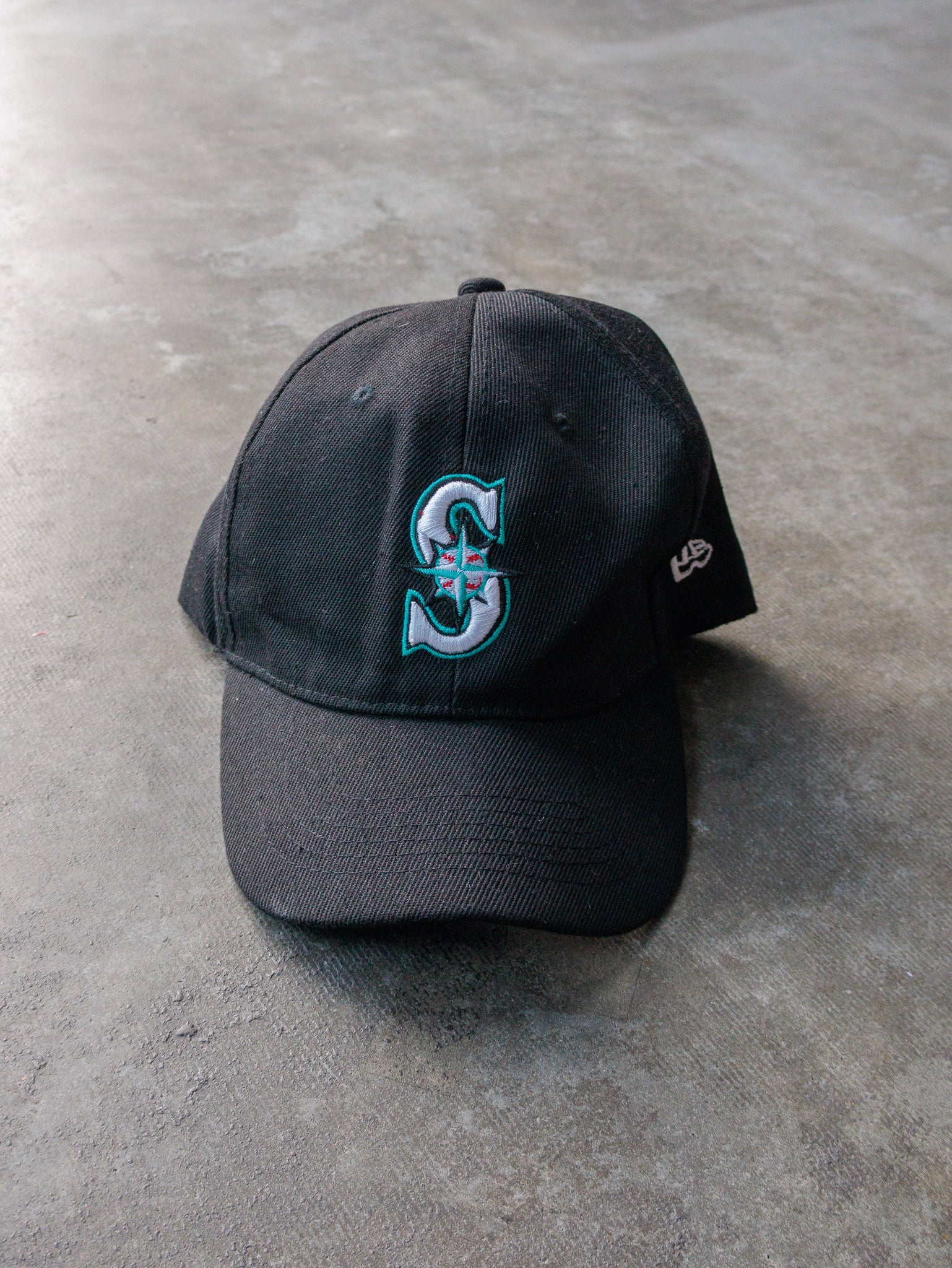 Vintage Black Seattle Mariners Hat