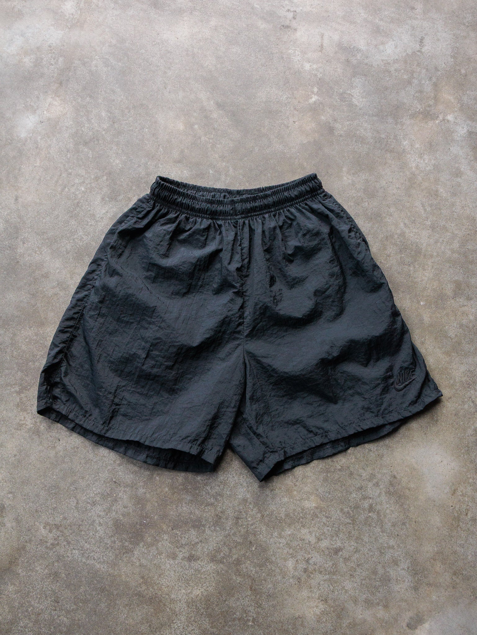 Vintage 90s Black Nike Swim Shorts (6-8Y)