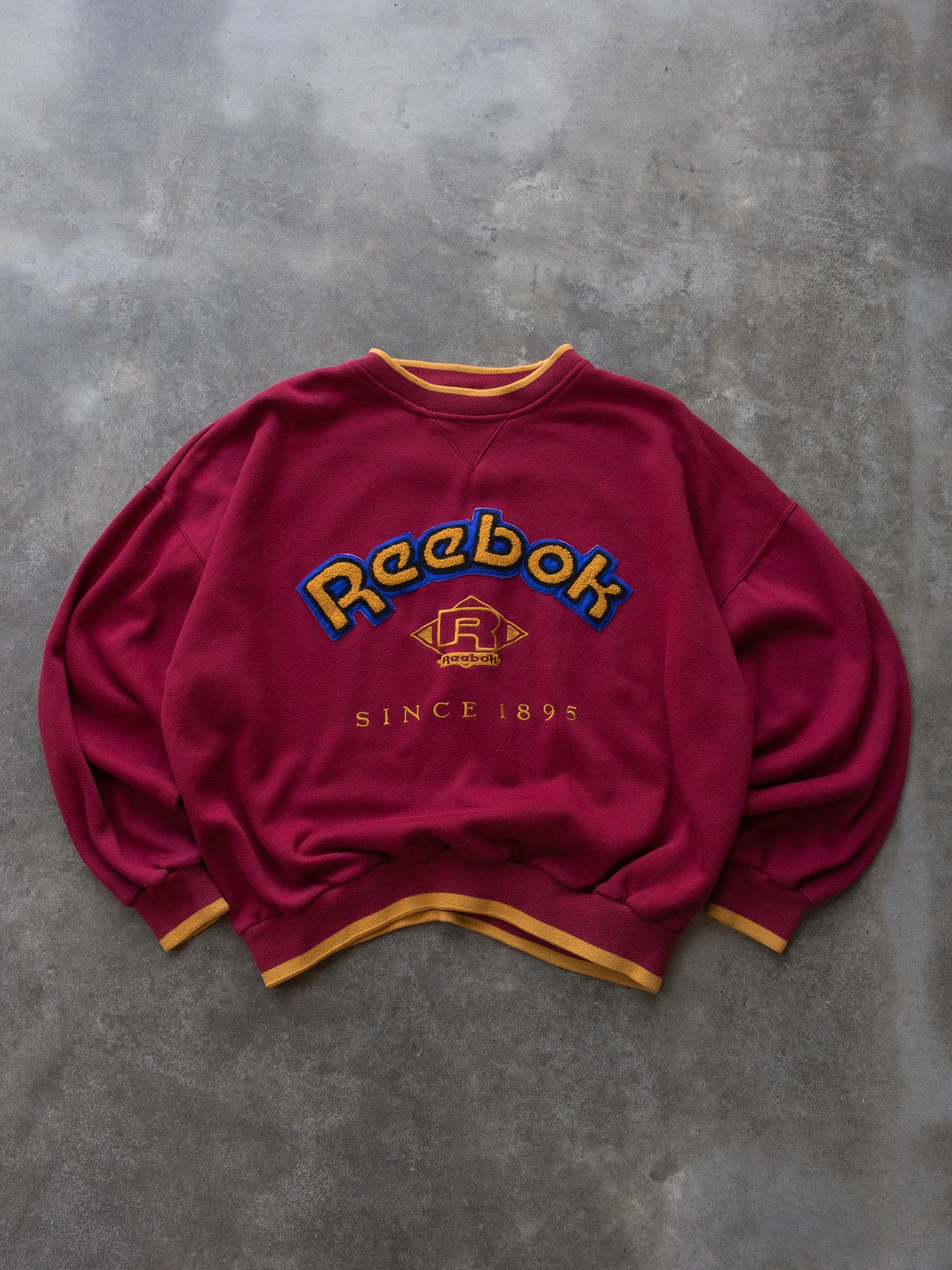 Vintage Reebok Spellout Sweatshirt (L)