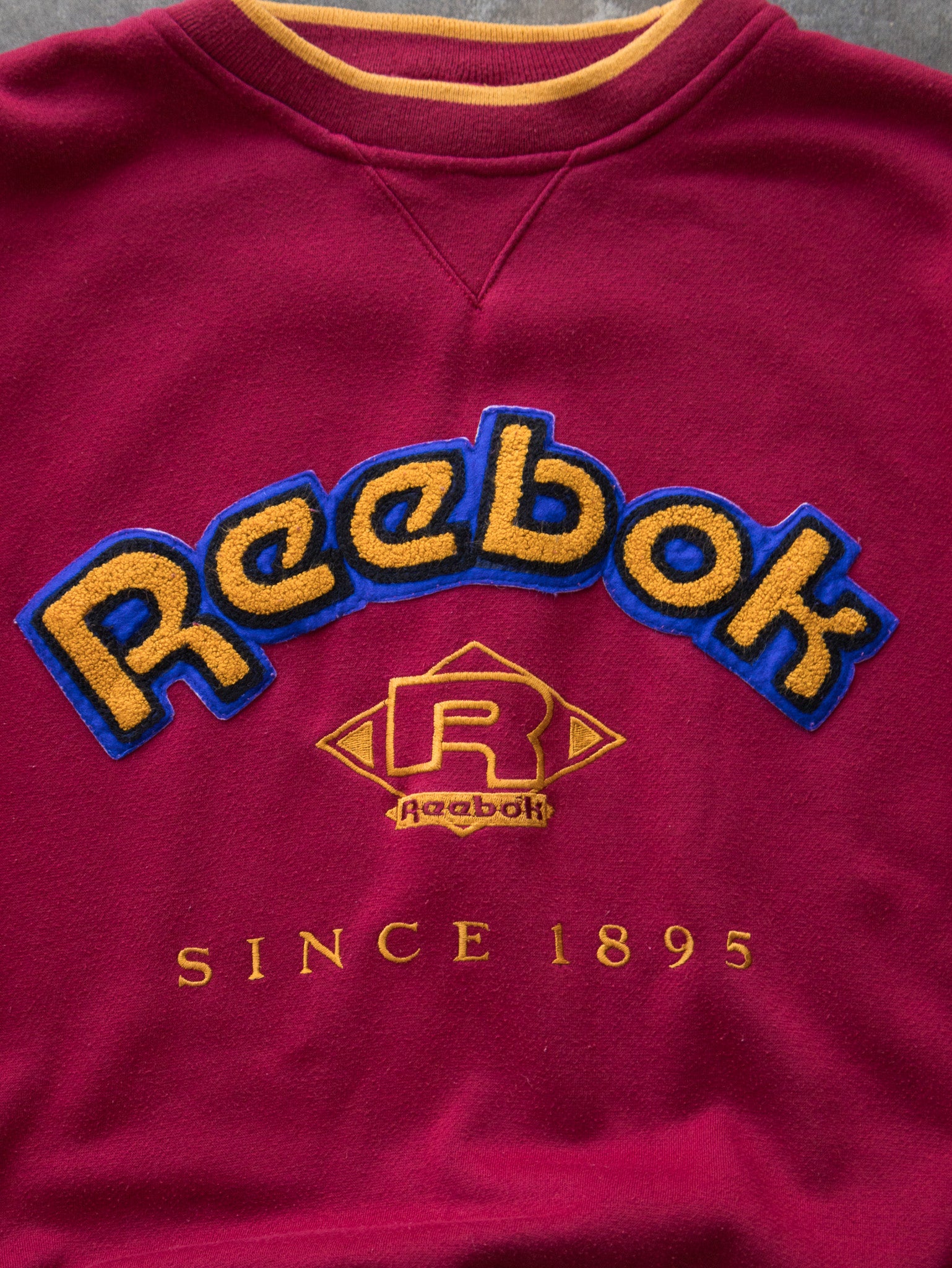 Vintage Reebok Spellout Sweatshirt (L)
