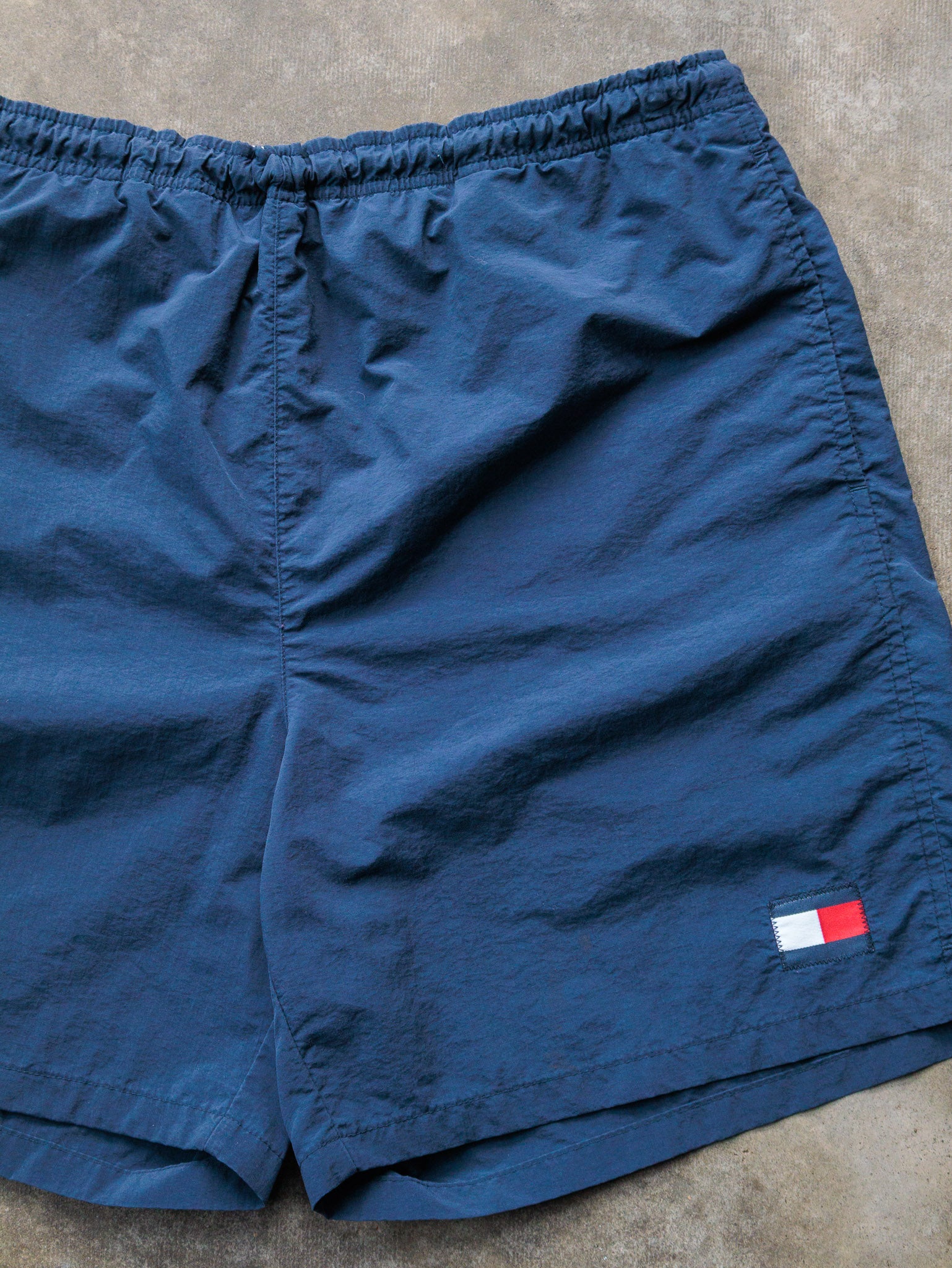 Vintage 90s Navy Tommy Hilfiger Swim Shorts (M)