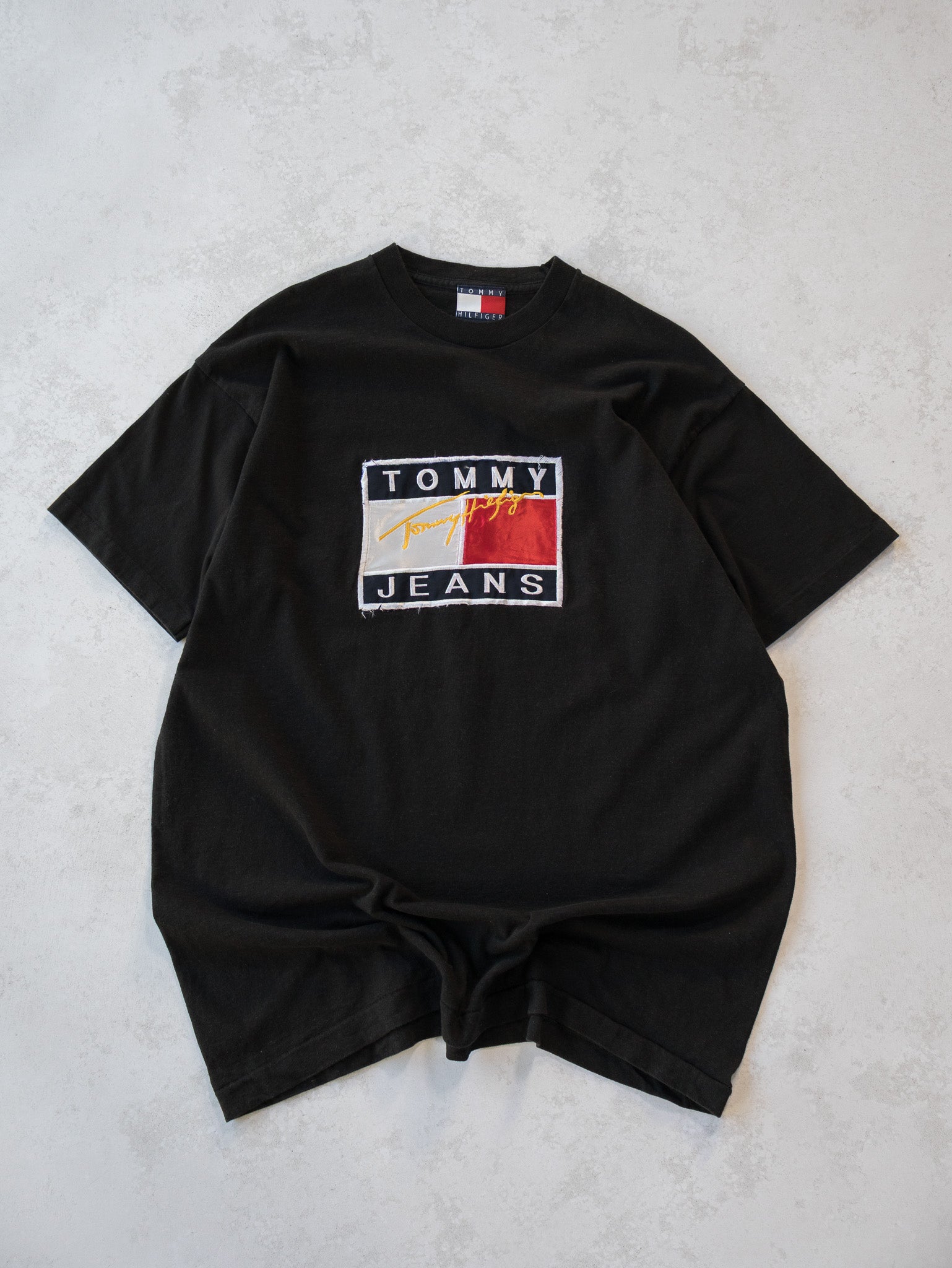 Vintage Tommy Jeans Tee (2XL)