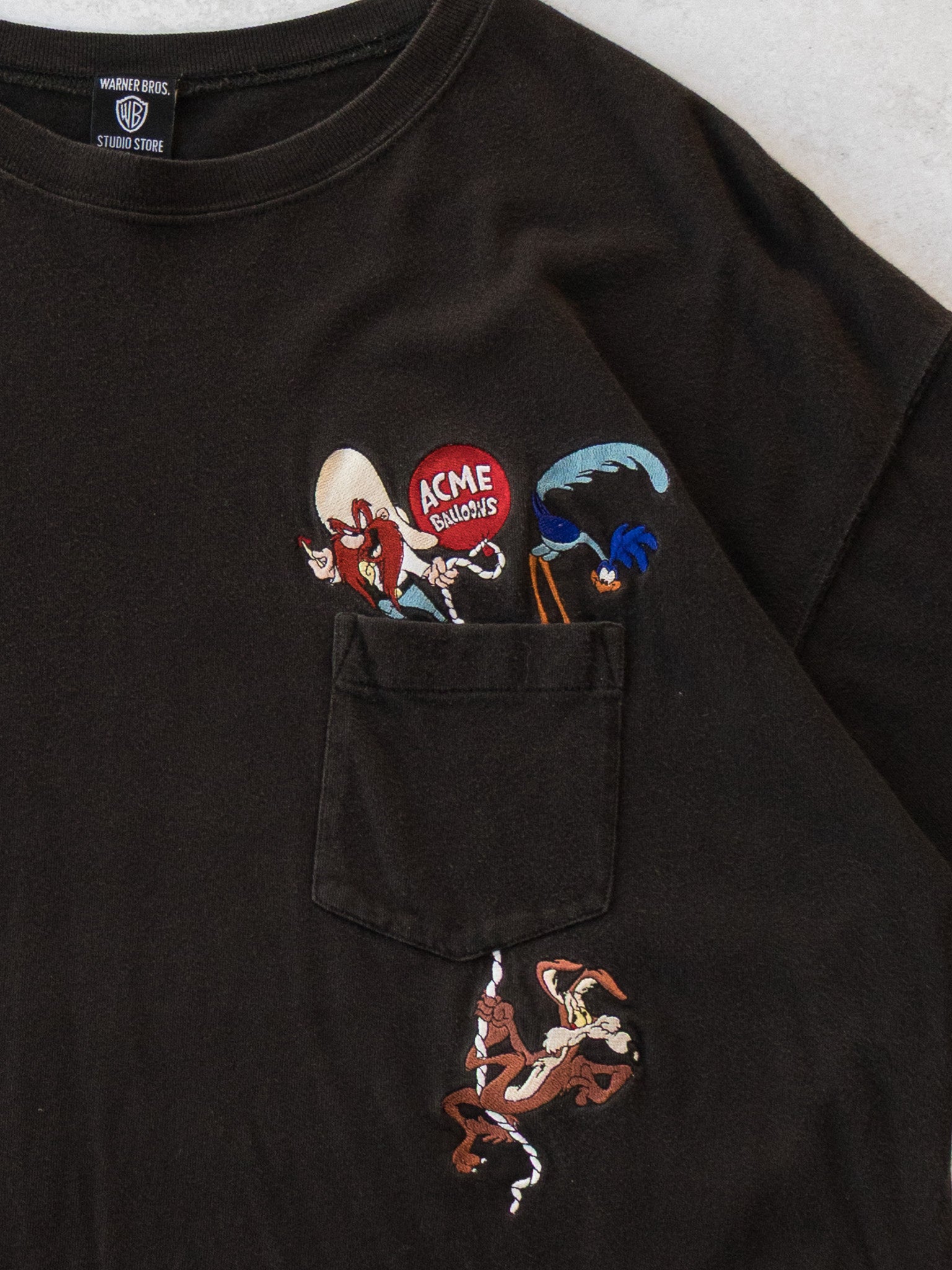 Vintage Warner Bros Acme Road Runner Pocket Tee (L)