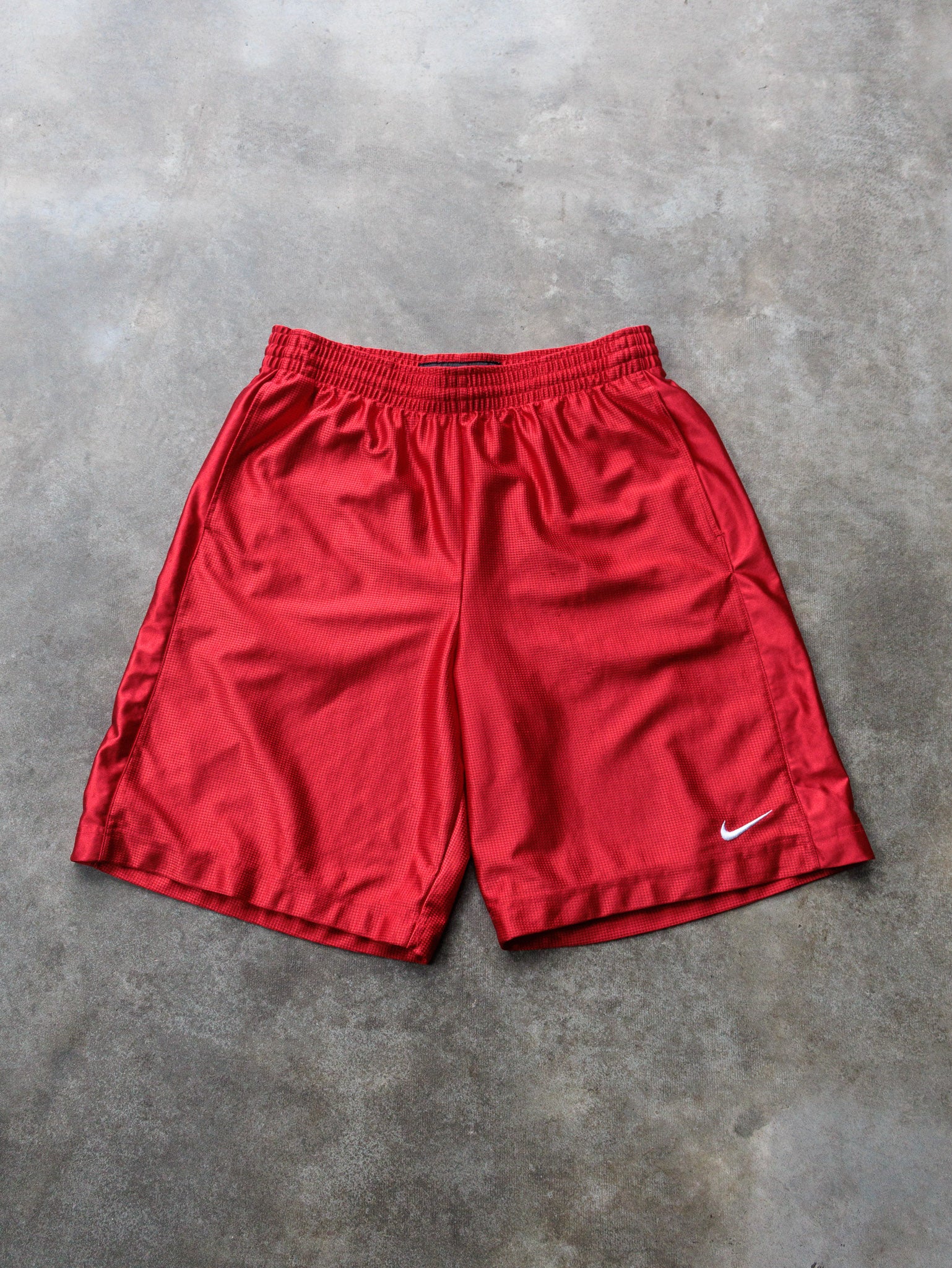 Vintage Red Nike Basketball Shorts (L)