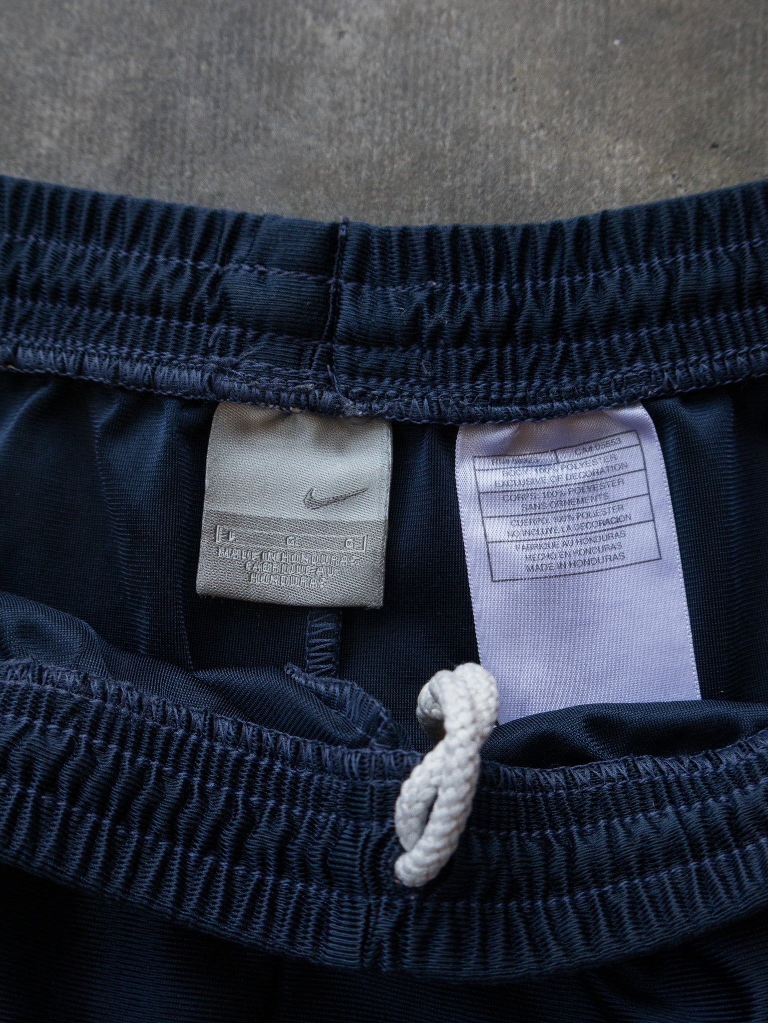 Vintage Navy Nike Basketball Shorts (L)