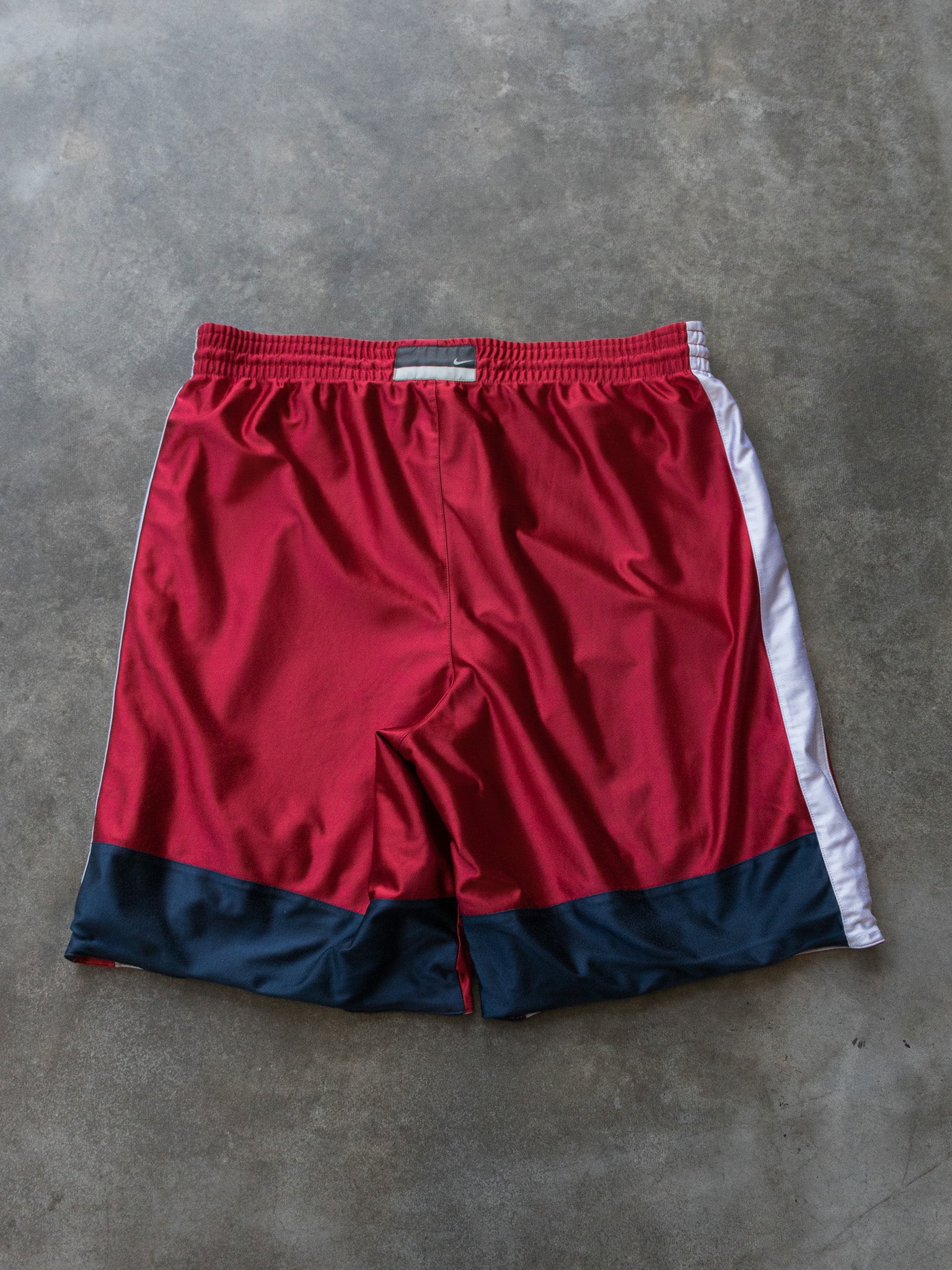 Vintage Reversible Nike Basketball Shorts (XL)